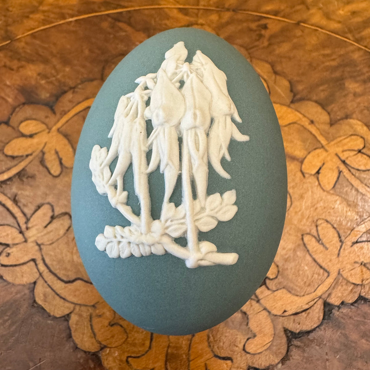Wedgwood Teal Jasperware Sturt Desert Pea Egg Shaped Trinket Box 