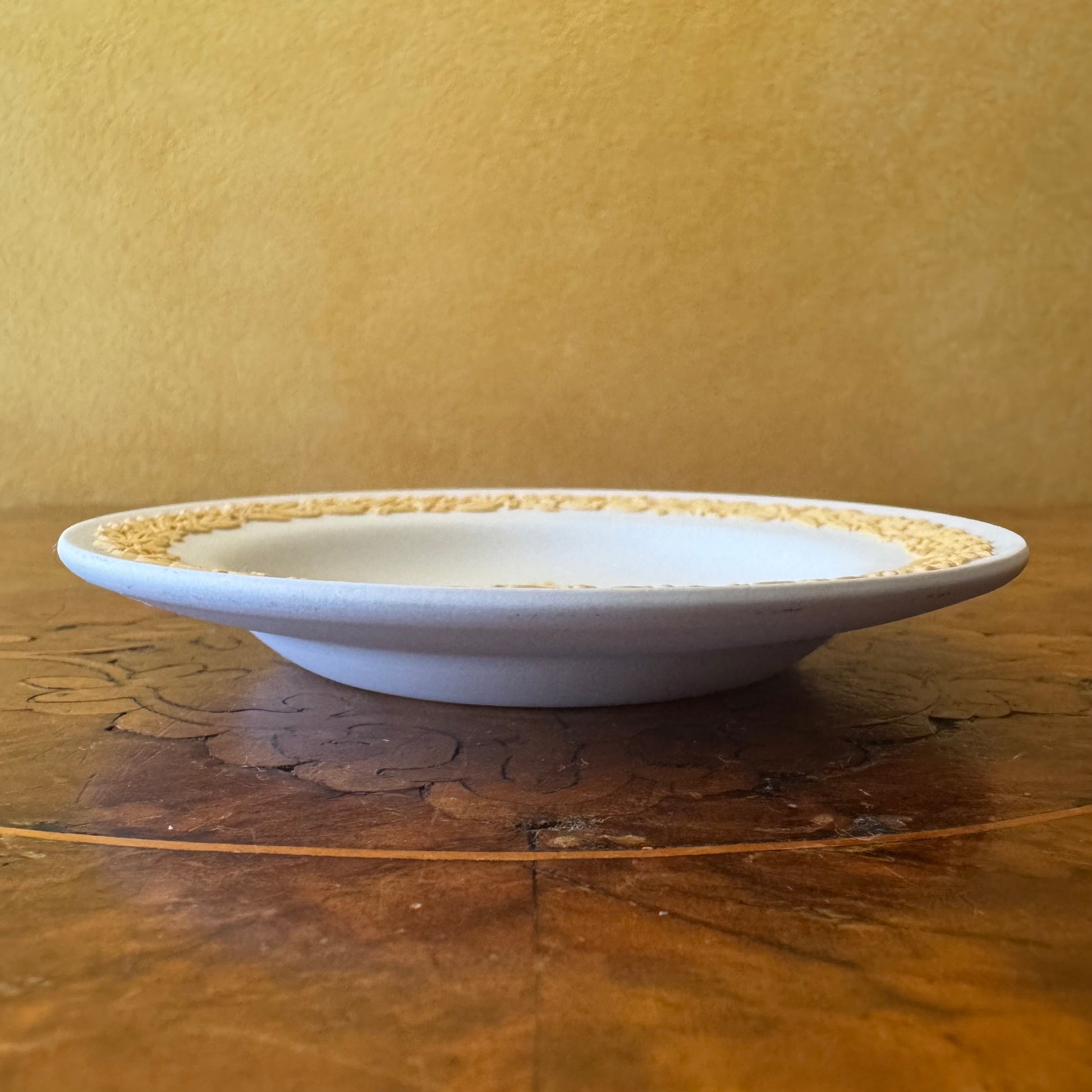 Wedgwood White On Cane Jasperware Wattle Dish 
