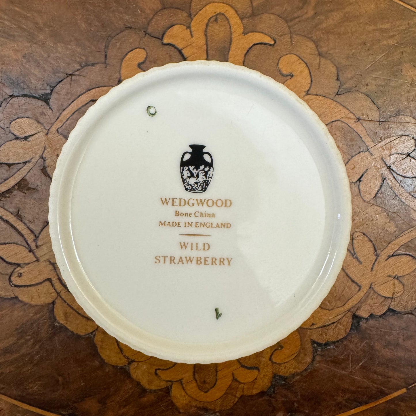 Wedgwood Wild Strawberry Dish 