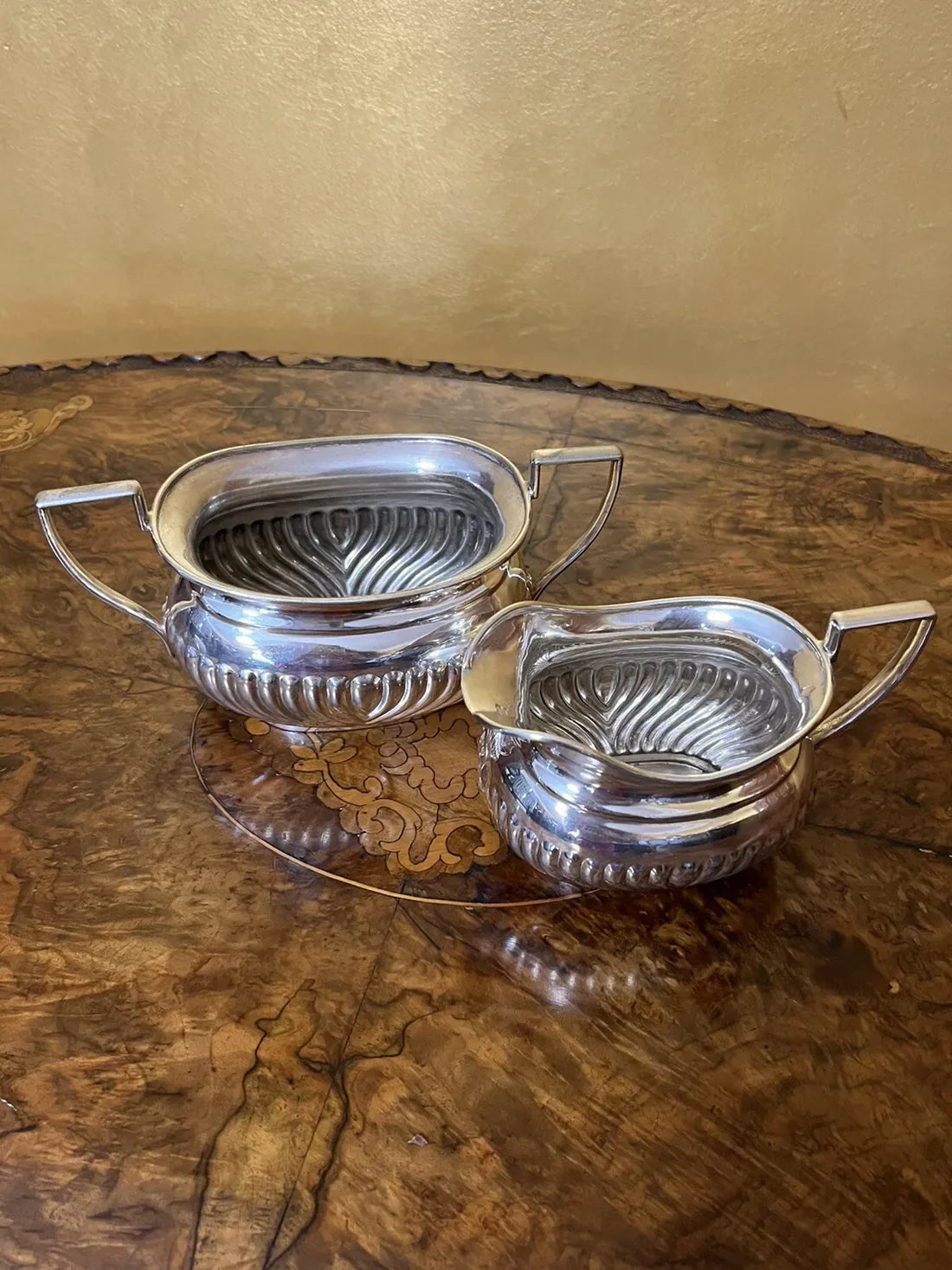 Antique Flavelle Bros Silver Plate 8860 Creamer & Sugar Bowl Set