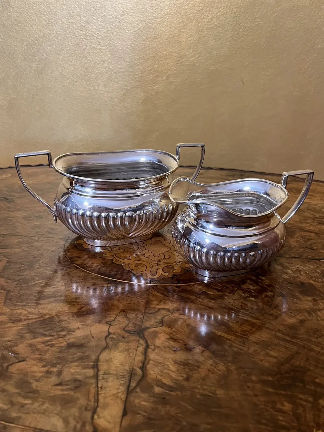 Antique Flavelle Bros Silver Plate 8860 Creamer & Sugar Bowl Set