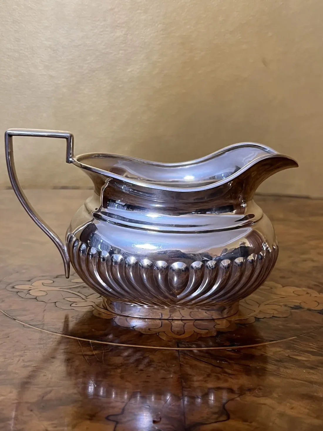 Antique Flavelle Bros Silver Plate 8860 Creamer & Sugar Bowl Set