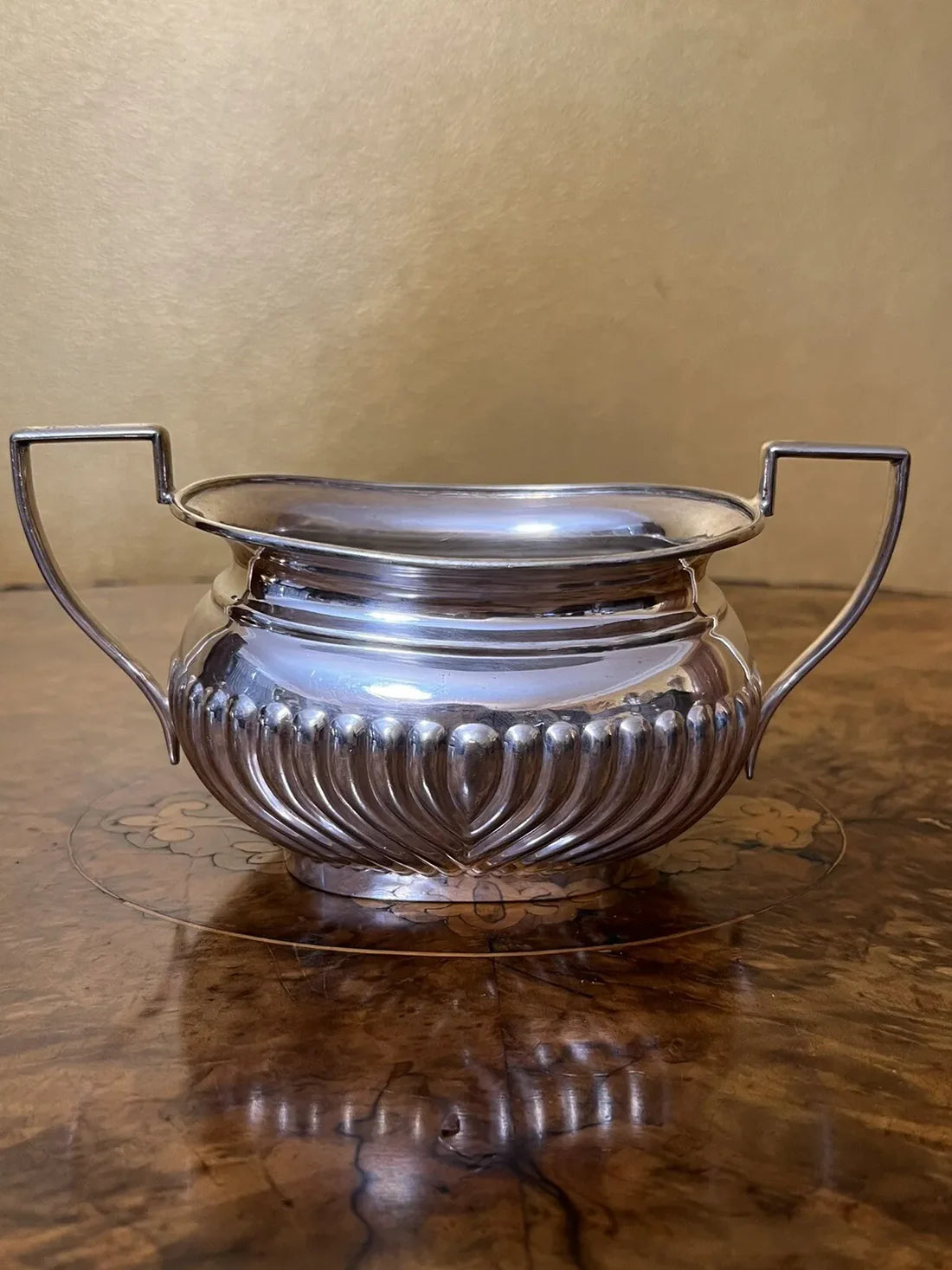 Antique Flavelle Bros Silver Plate 8860 Creamer & Sugar Bowl Set
