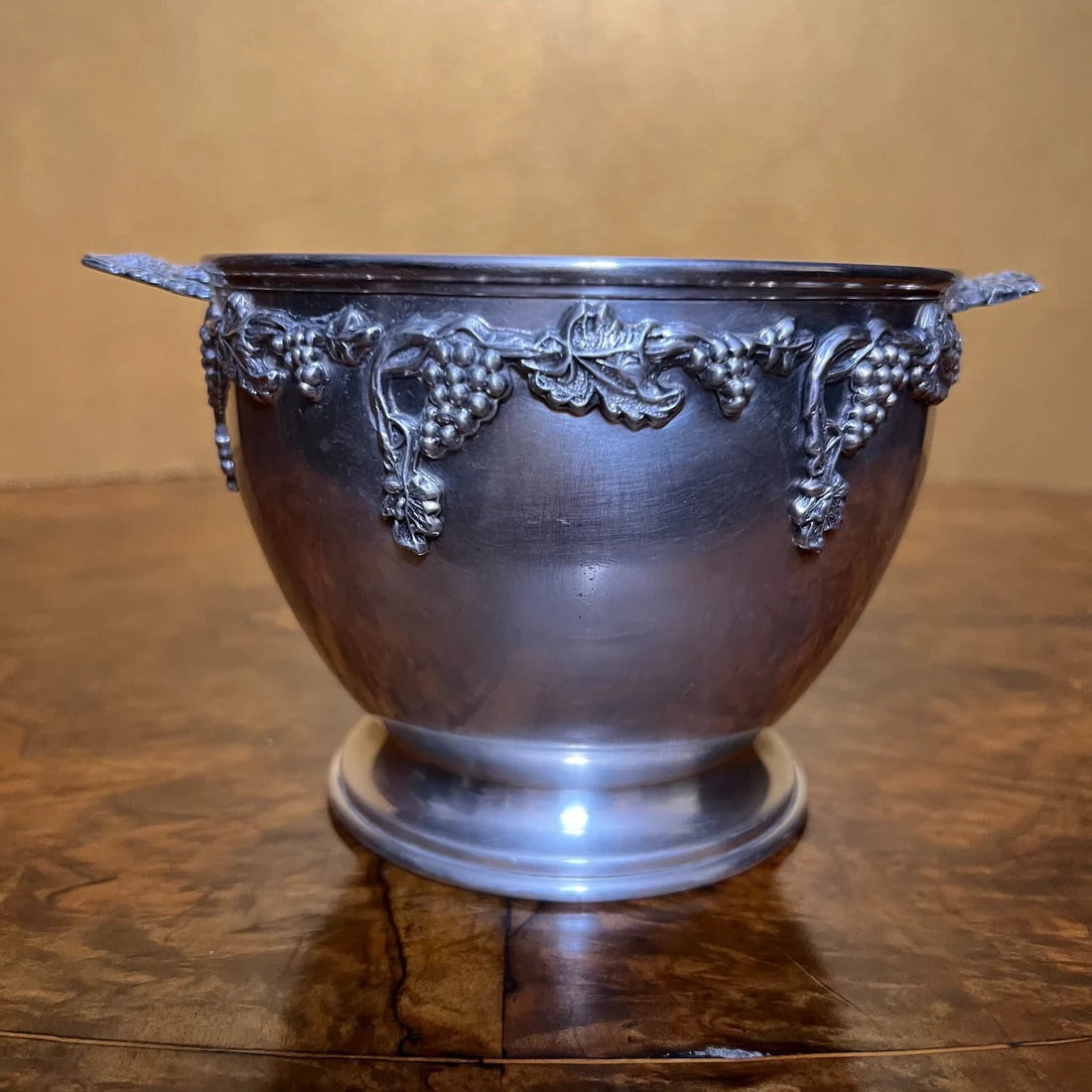 Crusader Reproduction Silver Urn Bowl