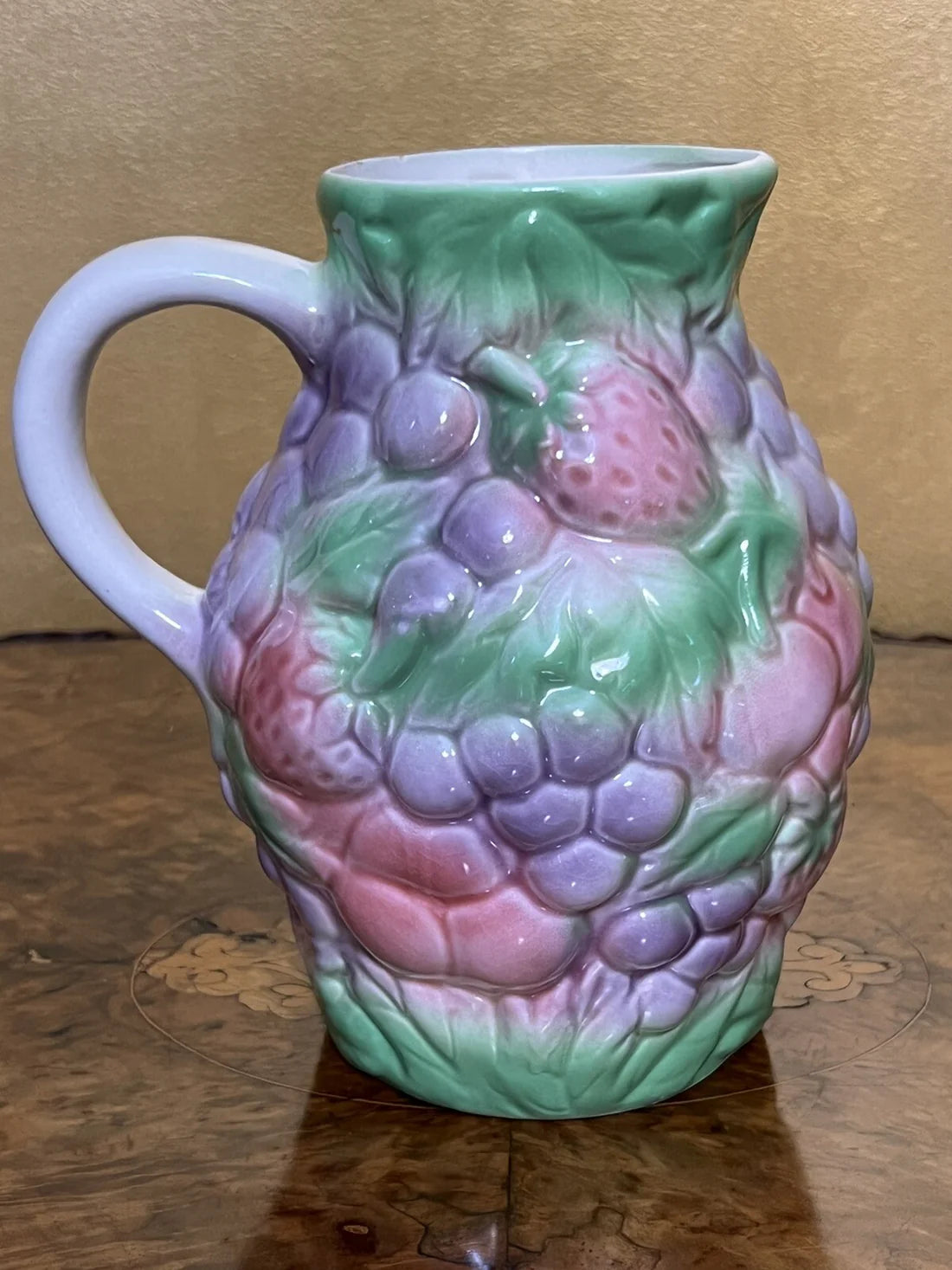 JUGS