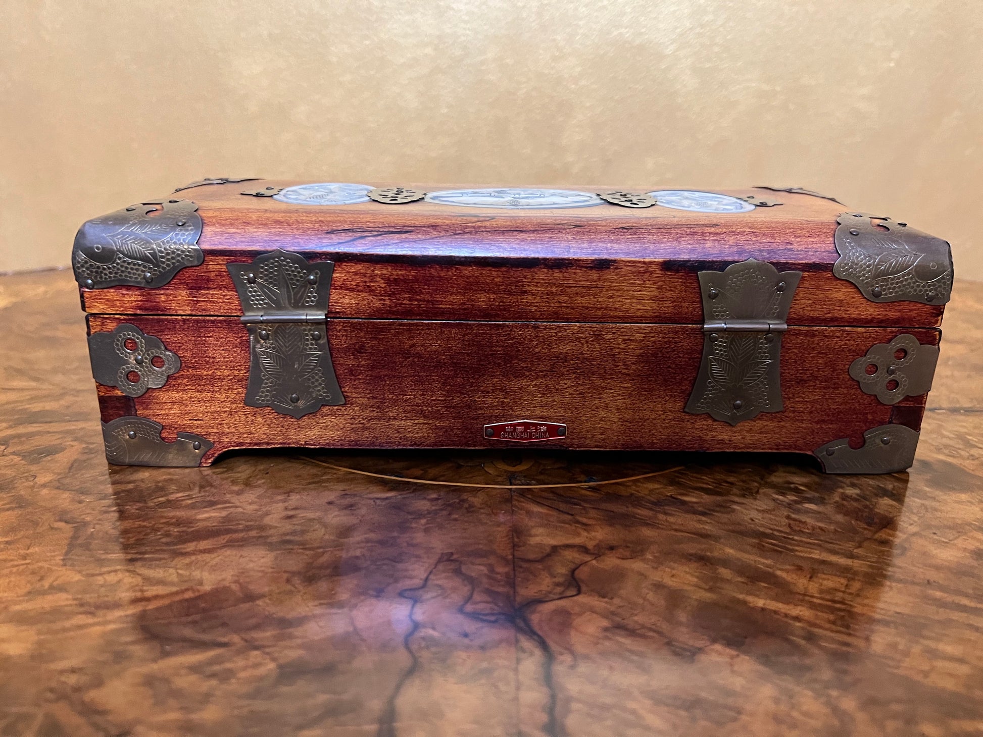 Antique Chinese Jade Insert Jewellery Box 