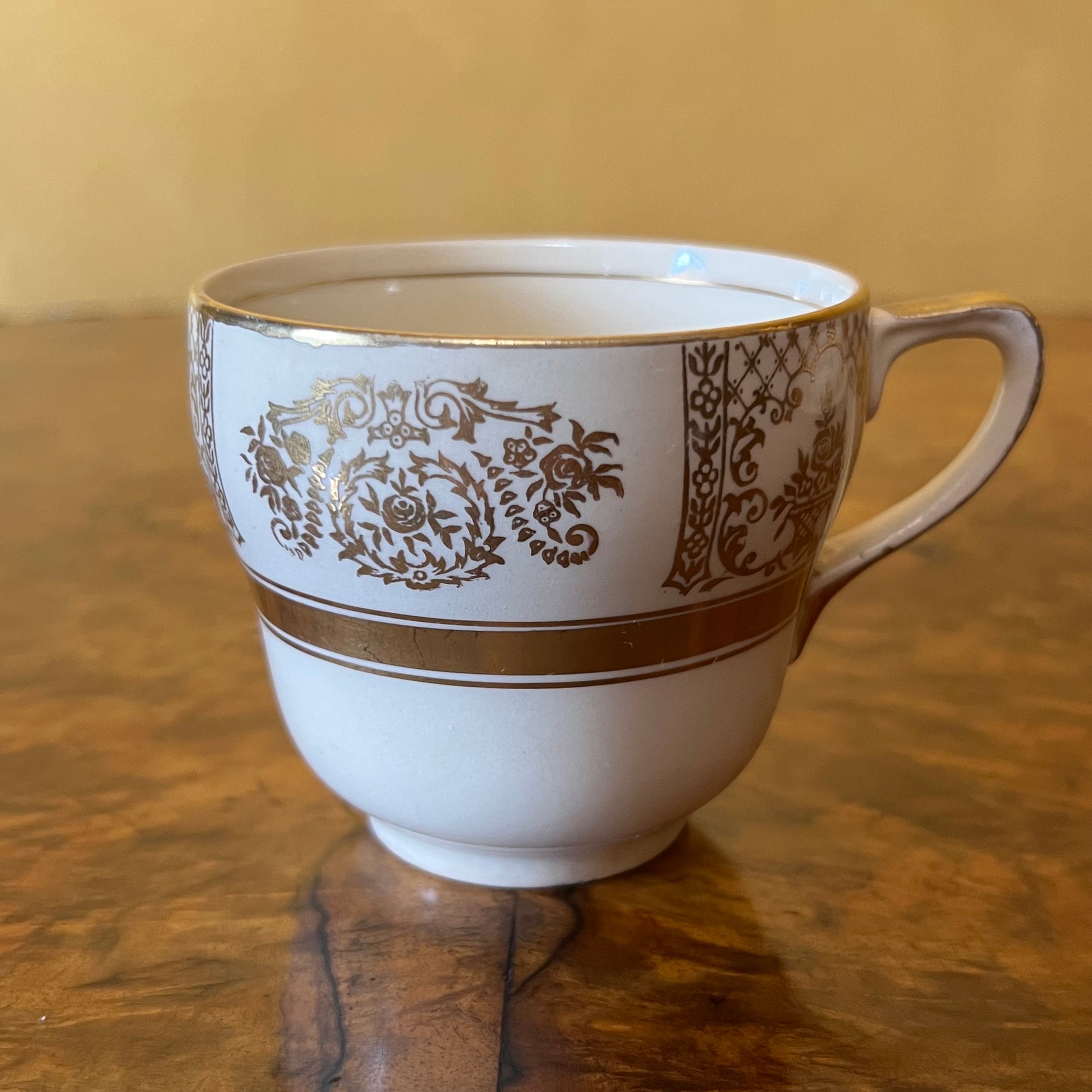 Antique Johnson Bros Victorian Gold Tea Cup Trio 