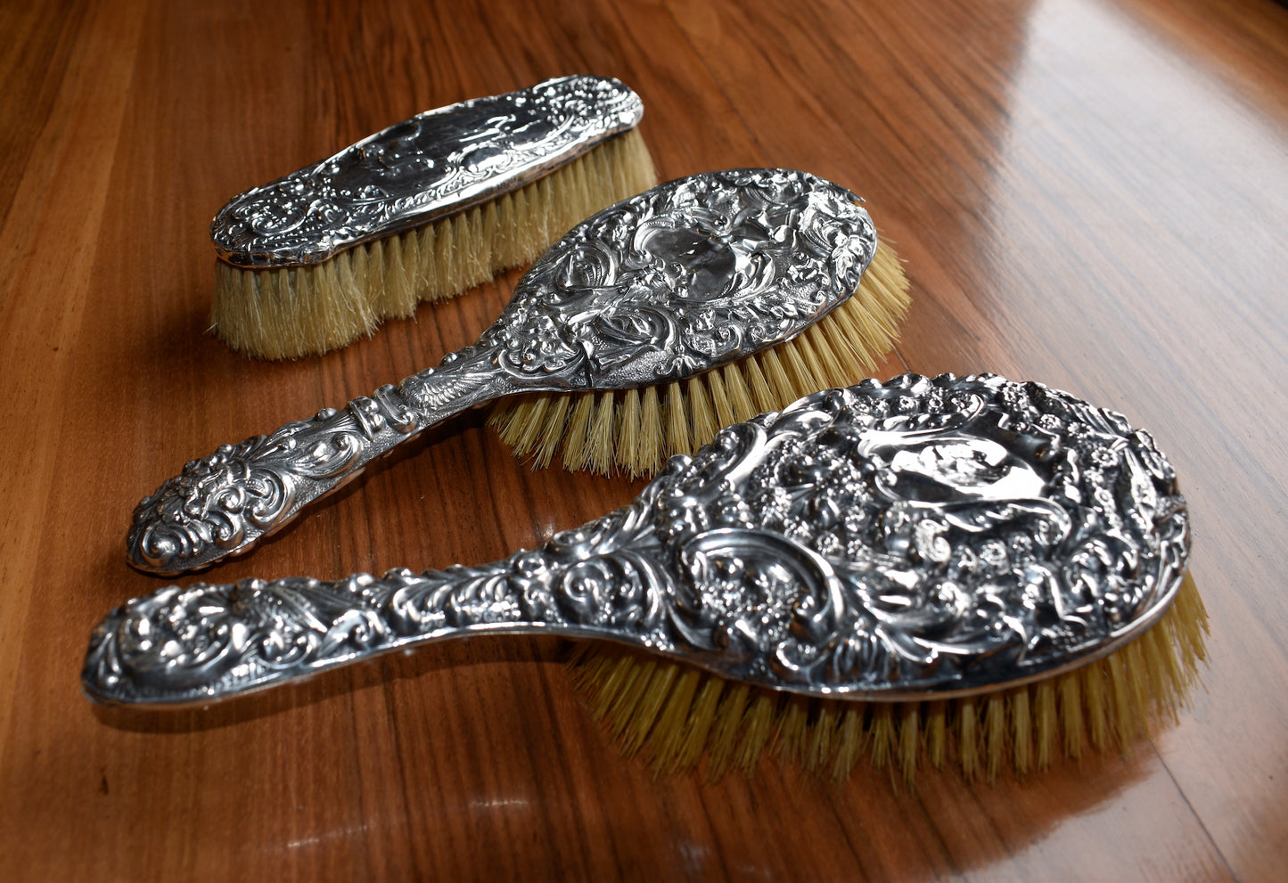 Antique Lady's Vanity Case 18 Piece Set Brass Set