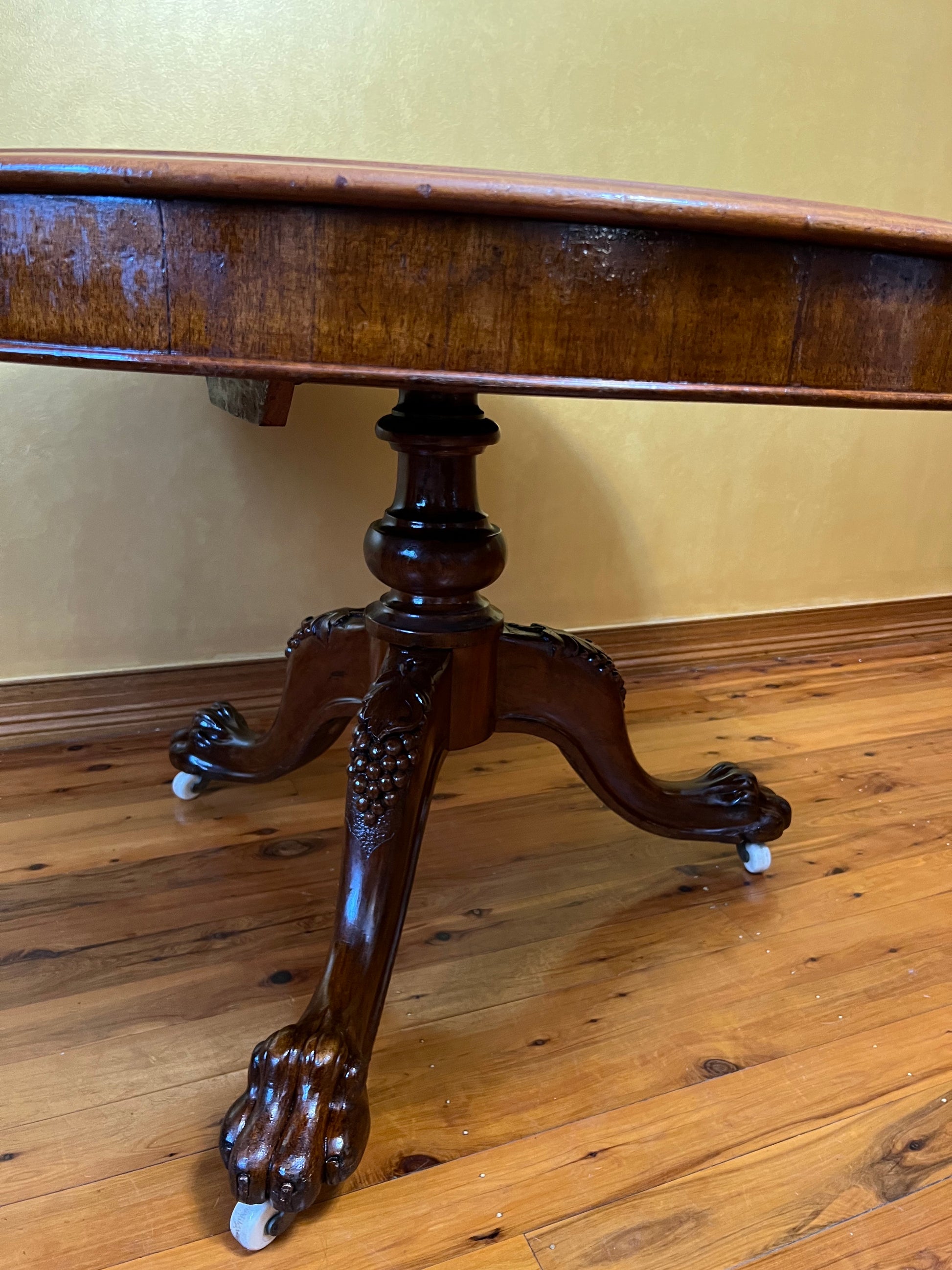 Antique Victorian Cedar Tilt Top with Claw Feet Dining Table