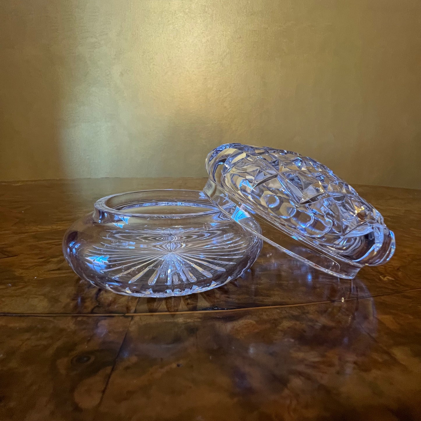 Crystal Round Trinket Box