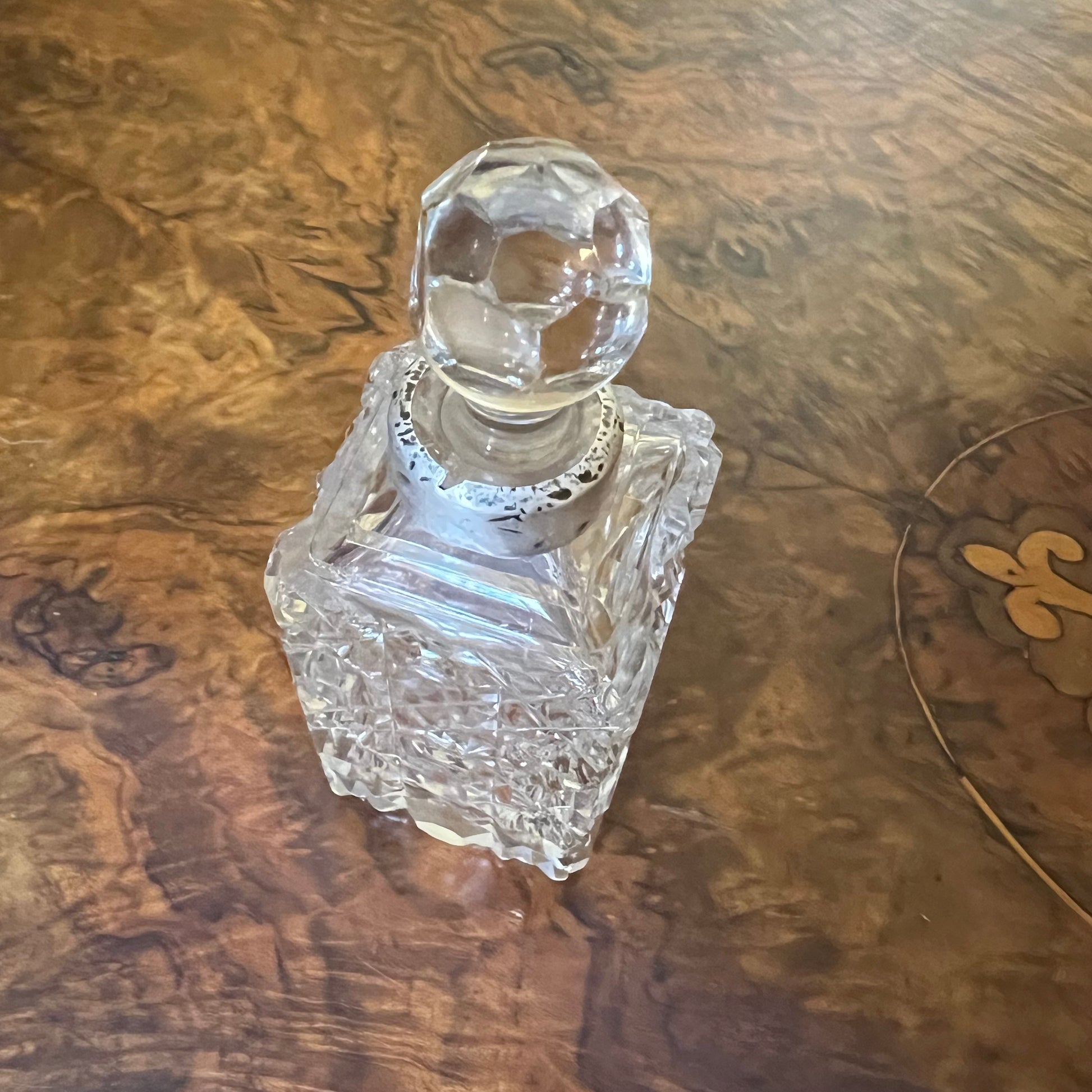 Decanter Perfume 