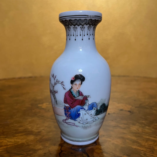 Early 20th Century Chinese Printed Vase