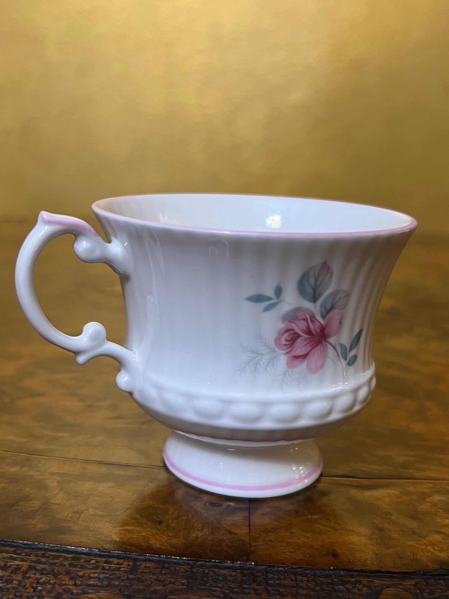 Elizabethan Staffordshire Pink Rose