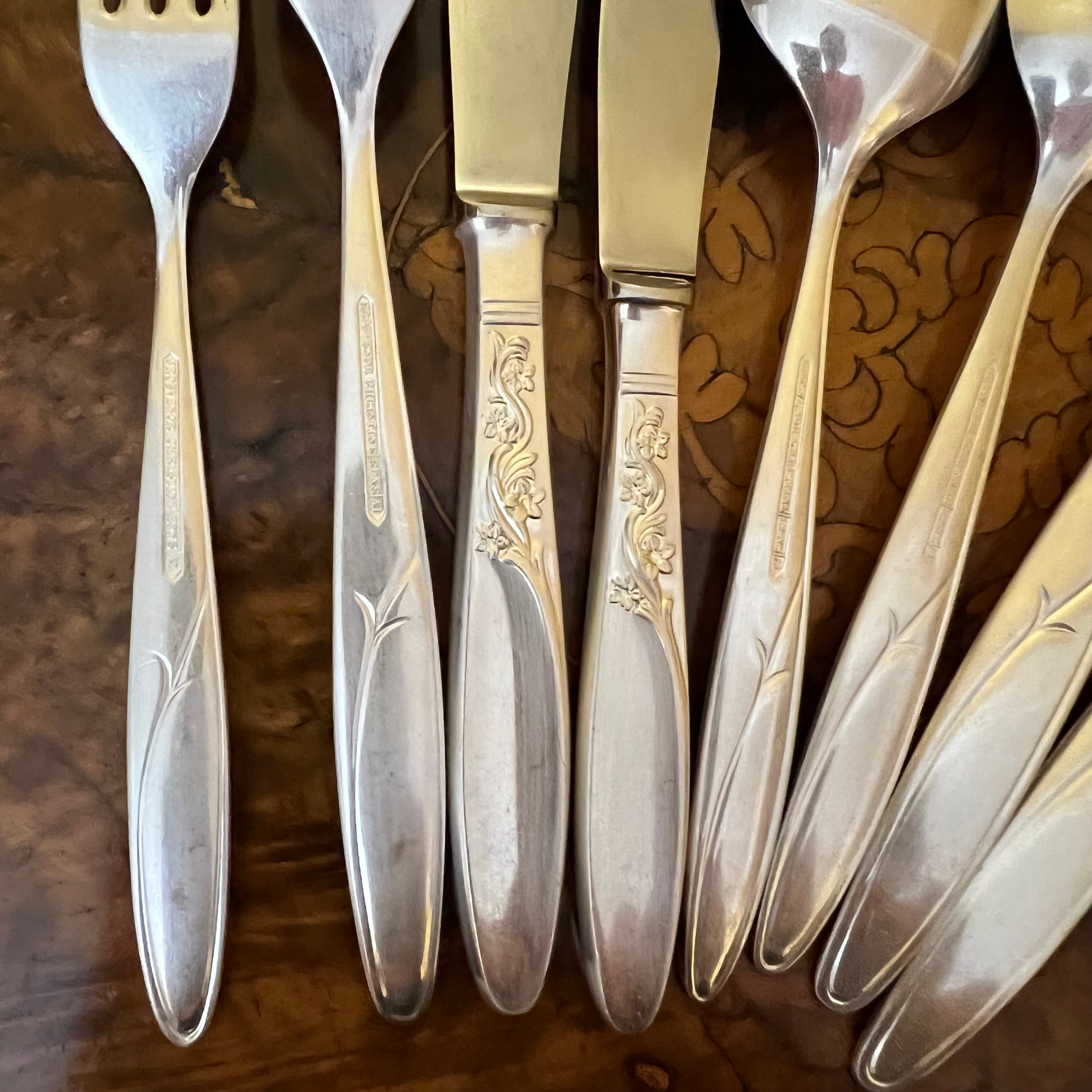 Grosvenor silver clearance cutlery set