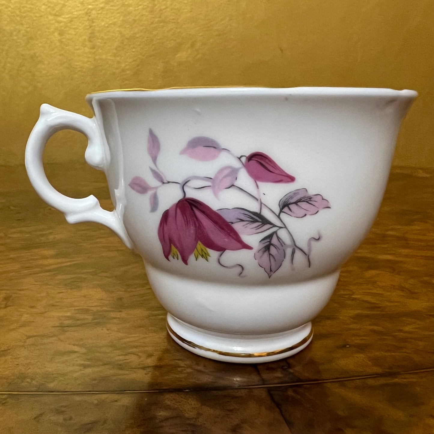 Vintage Royal Vale Pink Floral Tea Cup Tennis Set