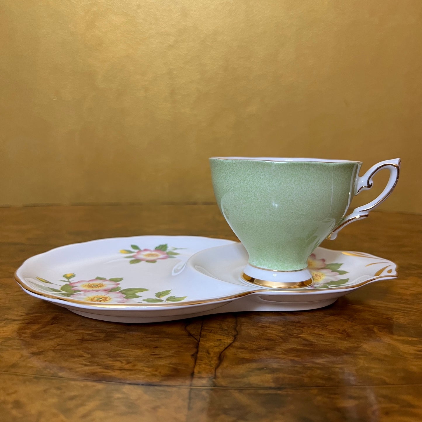 Royal Standard Green Floral Tea Cup Tennis Set