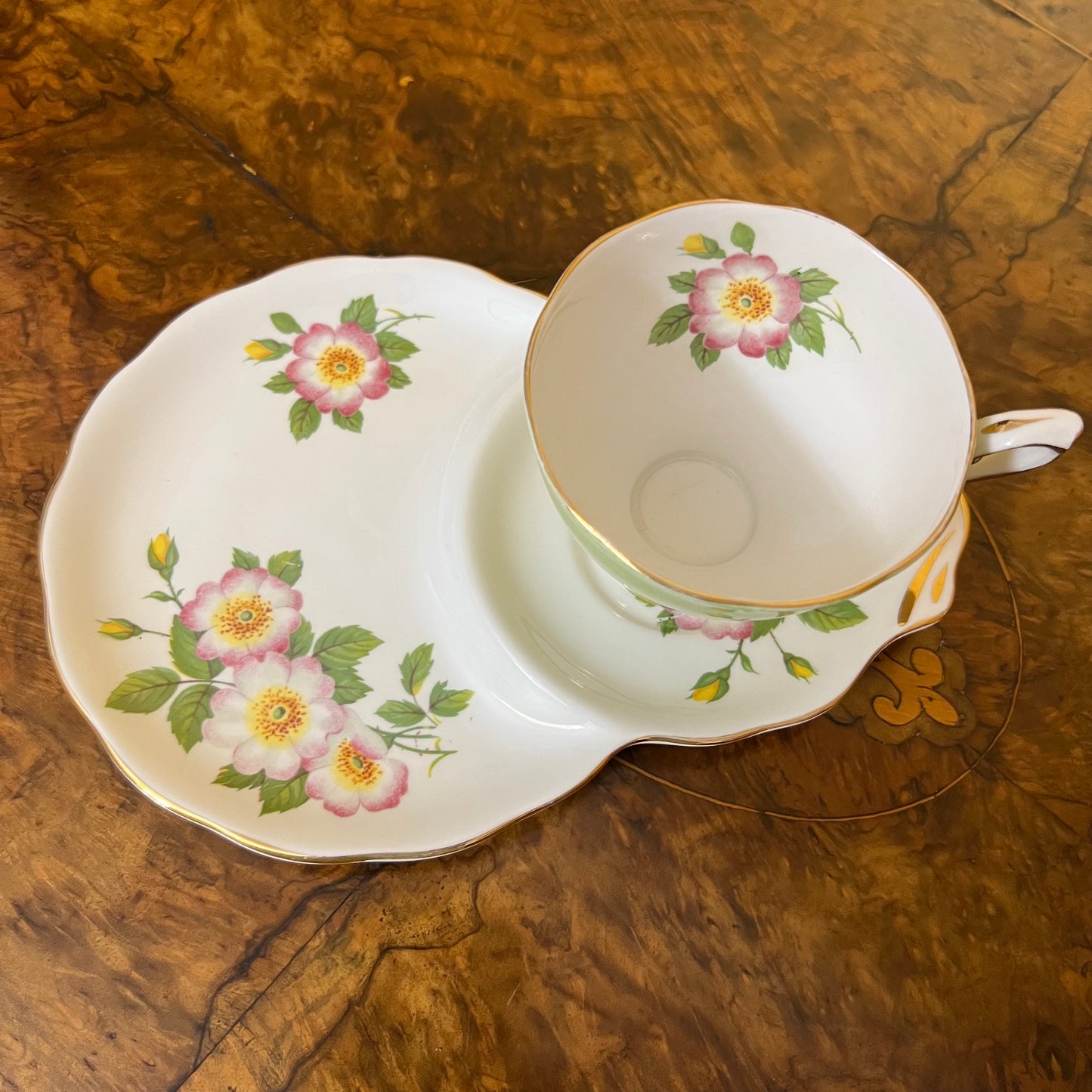 Royal Standard Green Floral Tea Cup Tennis Set