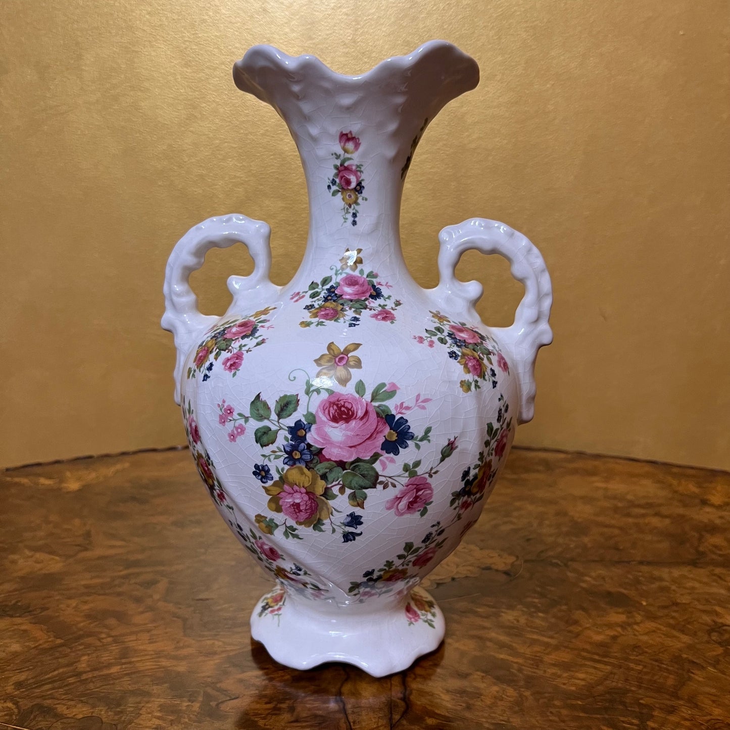 Nwao Staffordshire Ywao Ironstone Vase Set