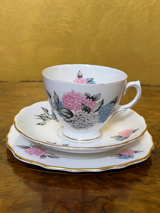 Vintage Royal Vale Hydrangea Tea Cup Trio Set