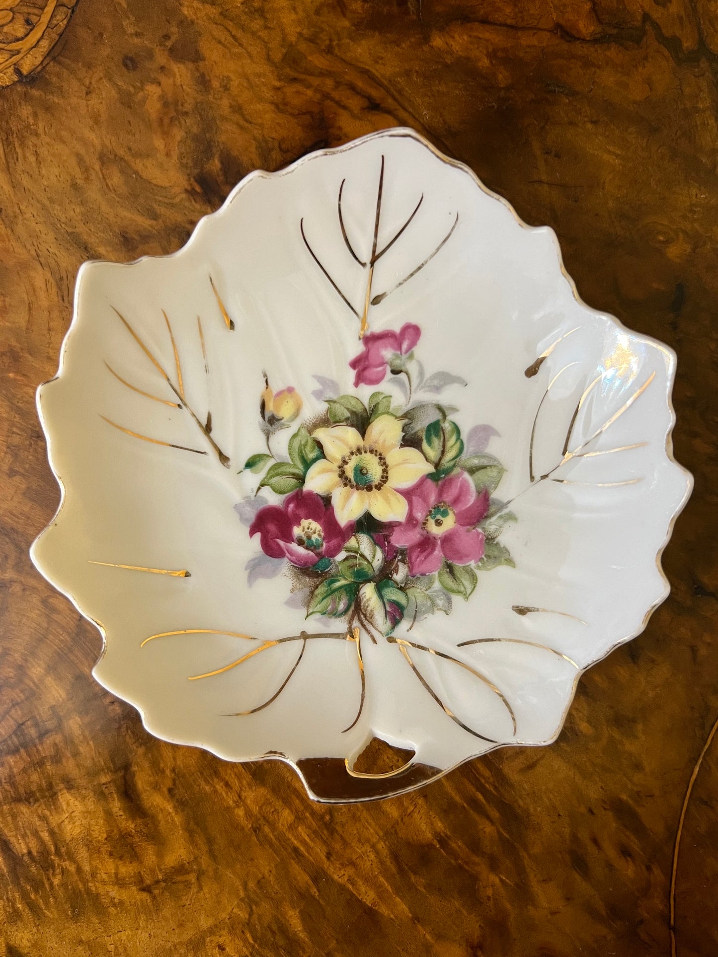 Vintage Superioa Oak Leaf Small Plate