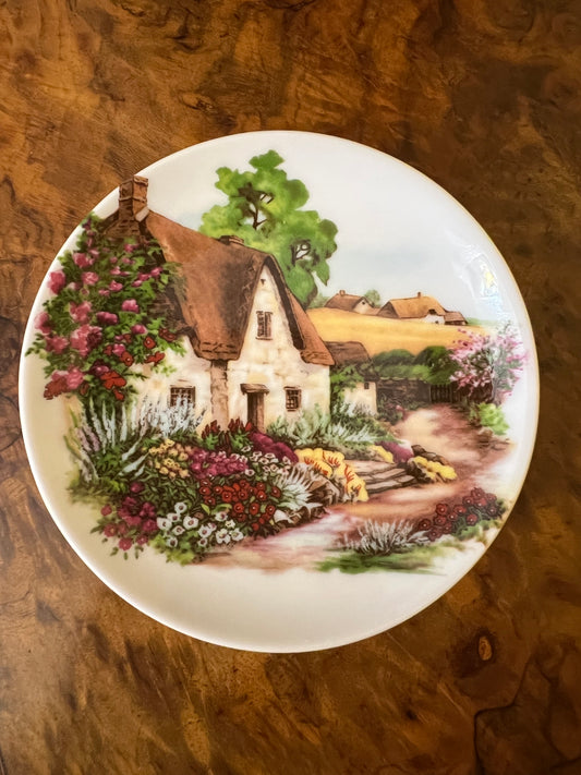 The Cabochon Collection Cottage Small Plate