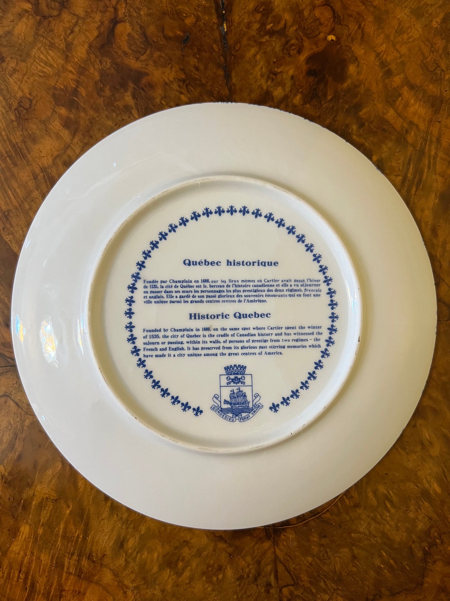 Vintage Le Vieux Quebec Le Chateau Frontenac Souvenir Plate