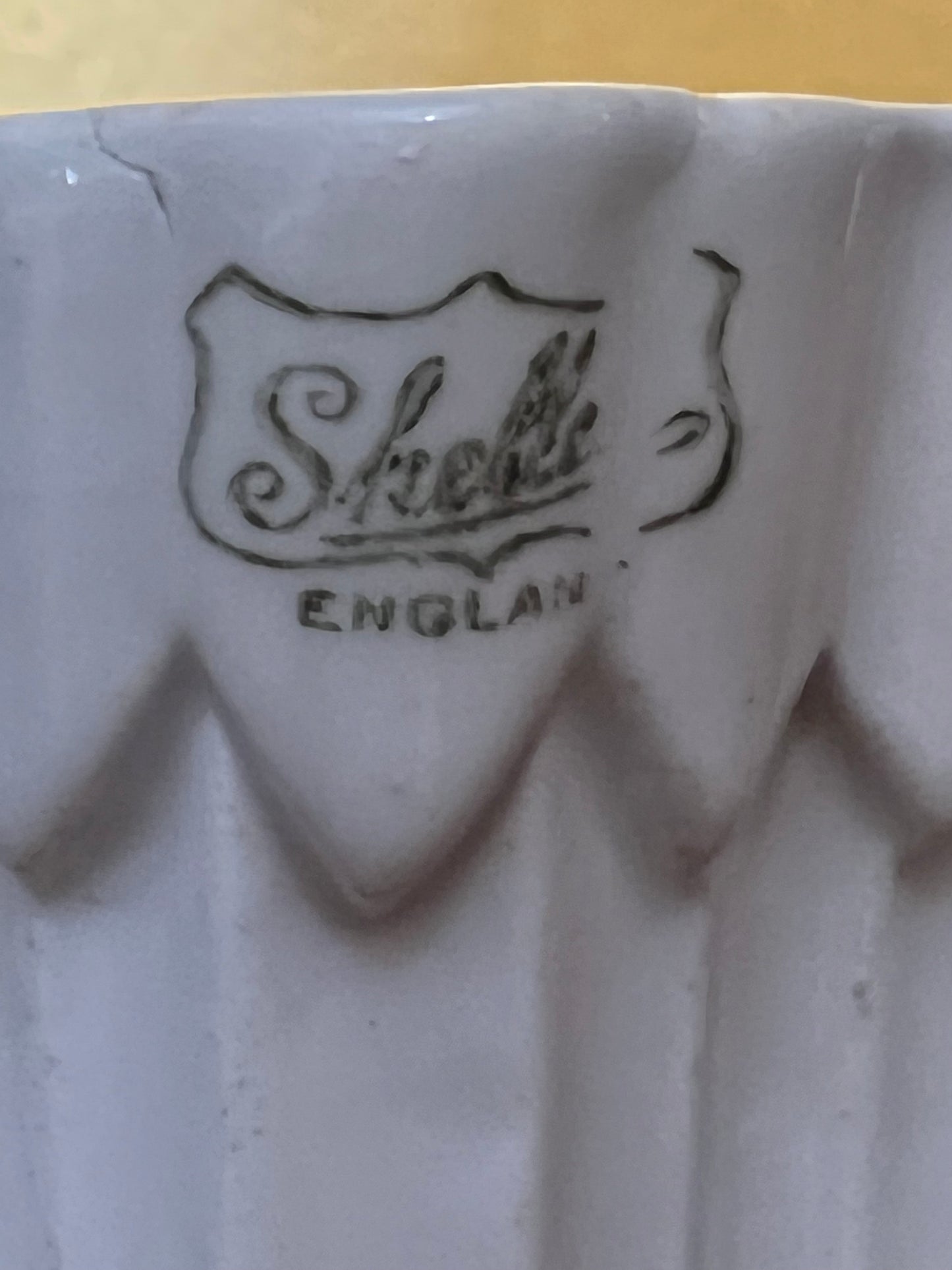 Antique Shelley Jelly Mould