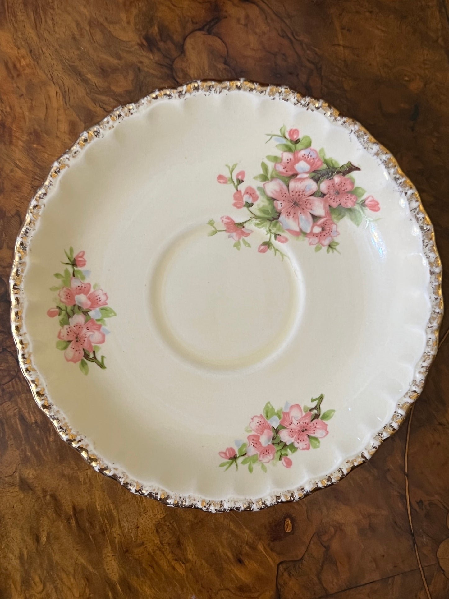 Vintage Grindley Cream Petal Tea Cup & Saucer Set