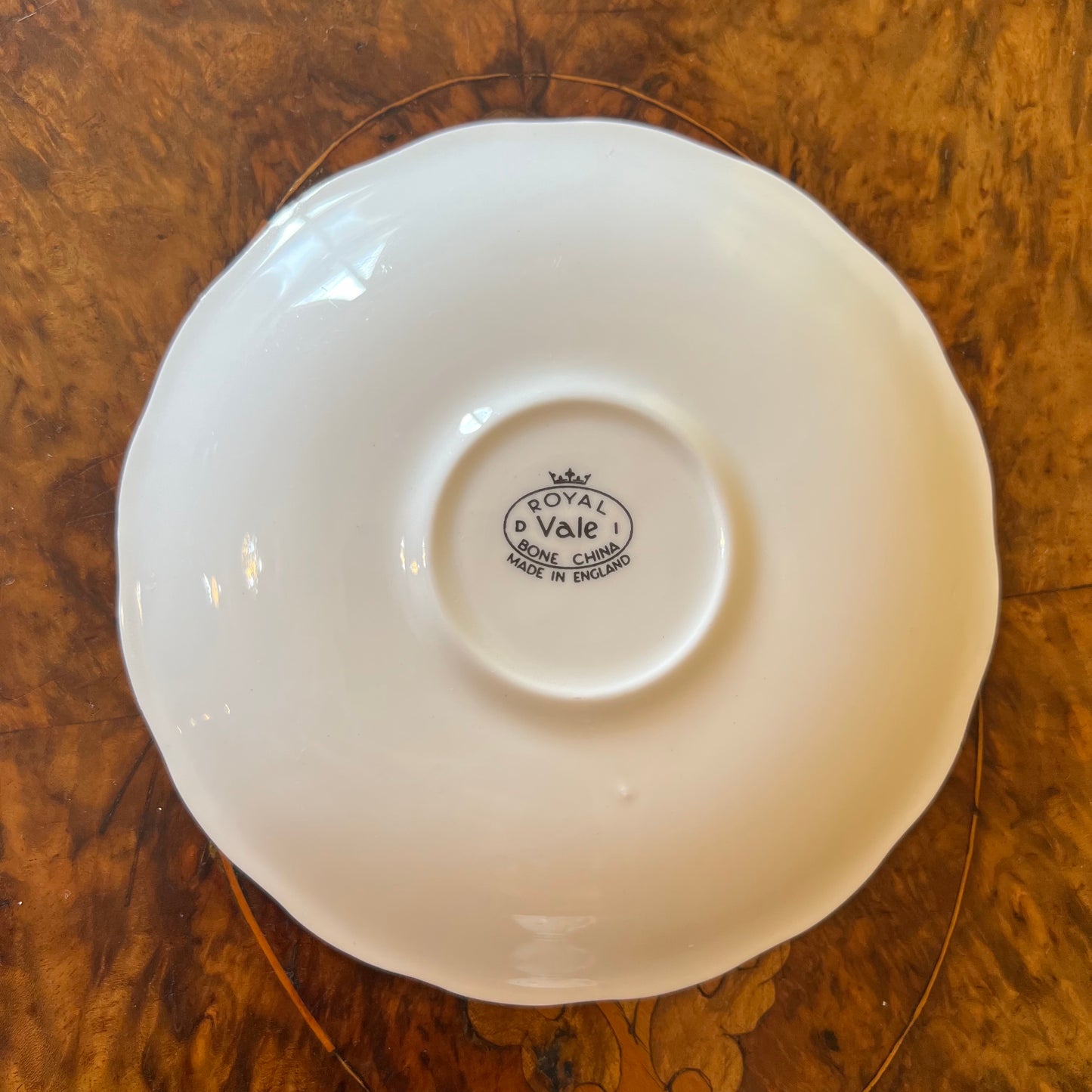 Royal Vale Star Print Tea Cup & Saucer