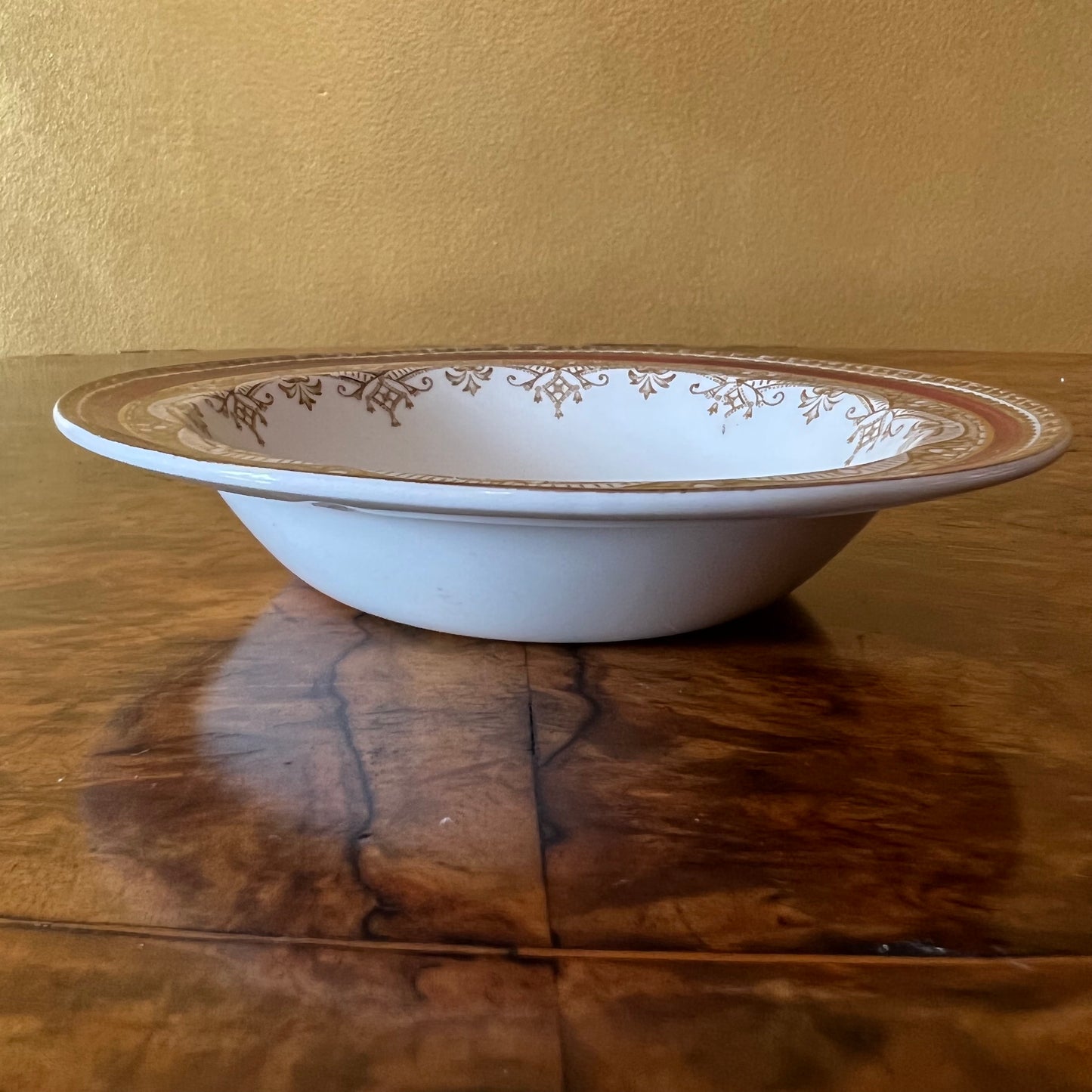 Vintage J & G Meakin Notthingham Bowl