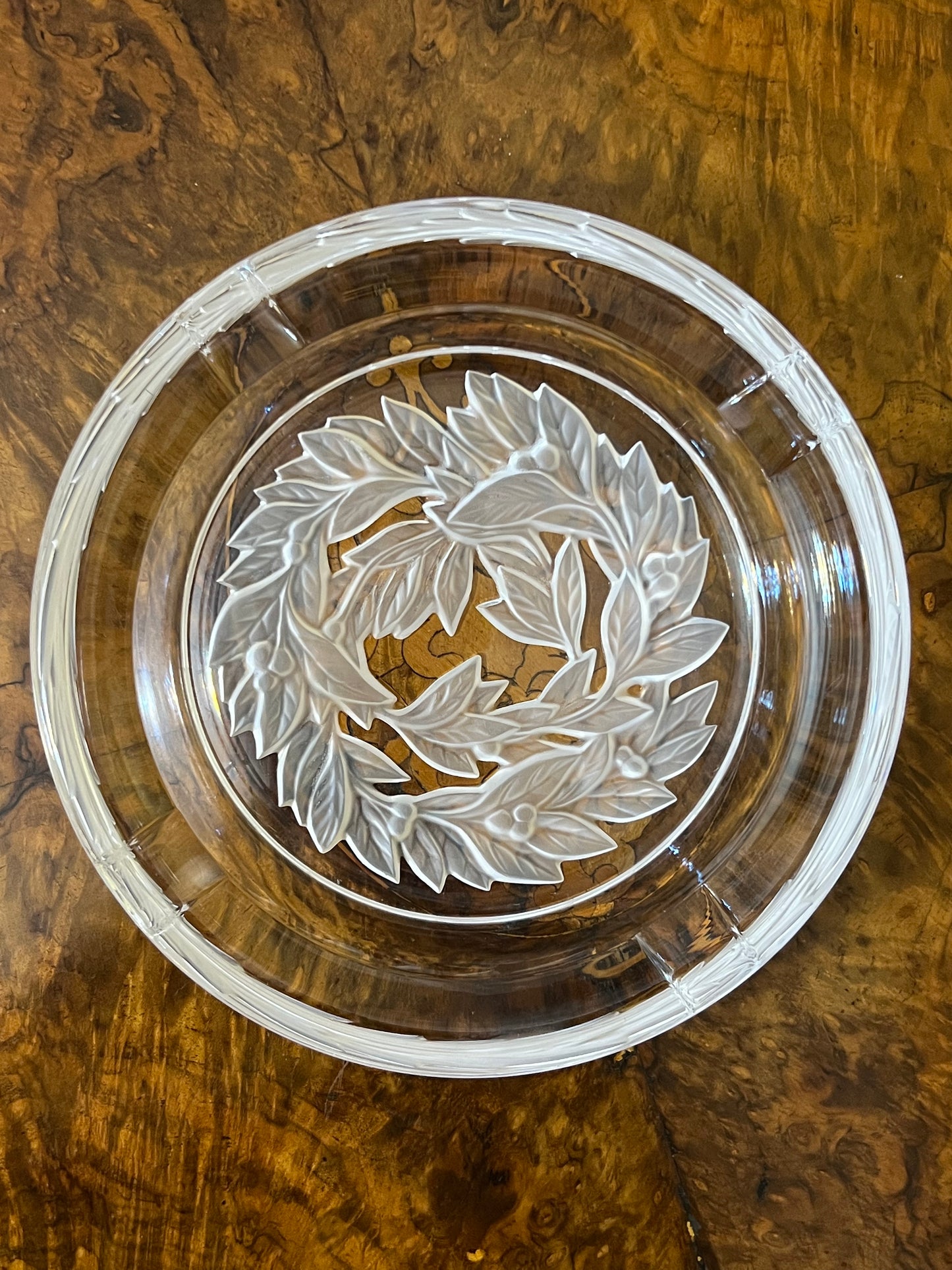 Vintage Large Leaves Detail Ashtray