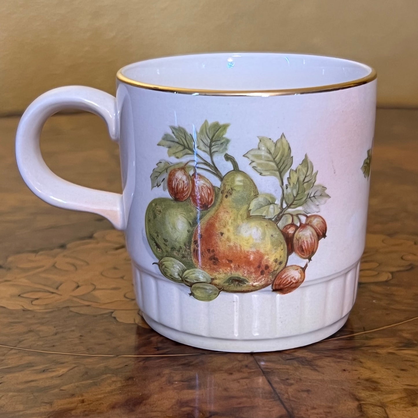 Royal Worcester Palissy Royale Collection Fruit Cup