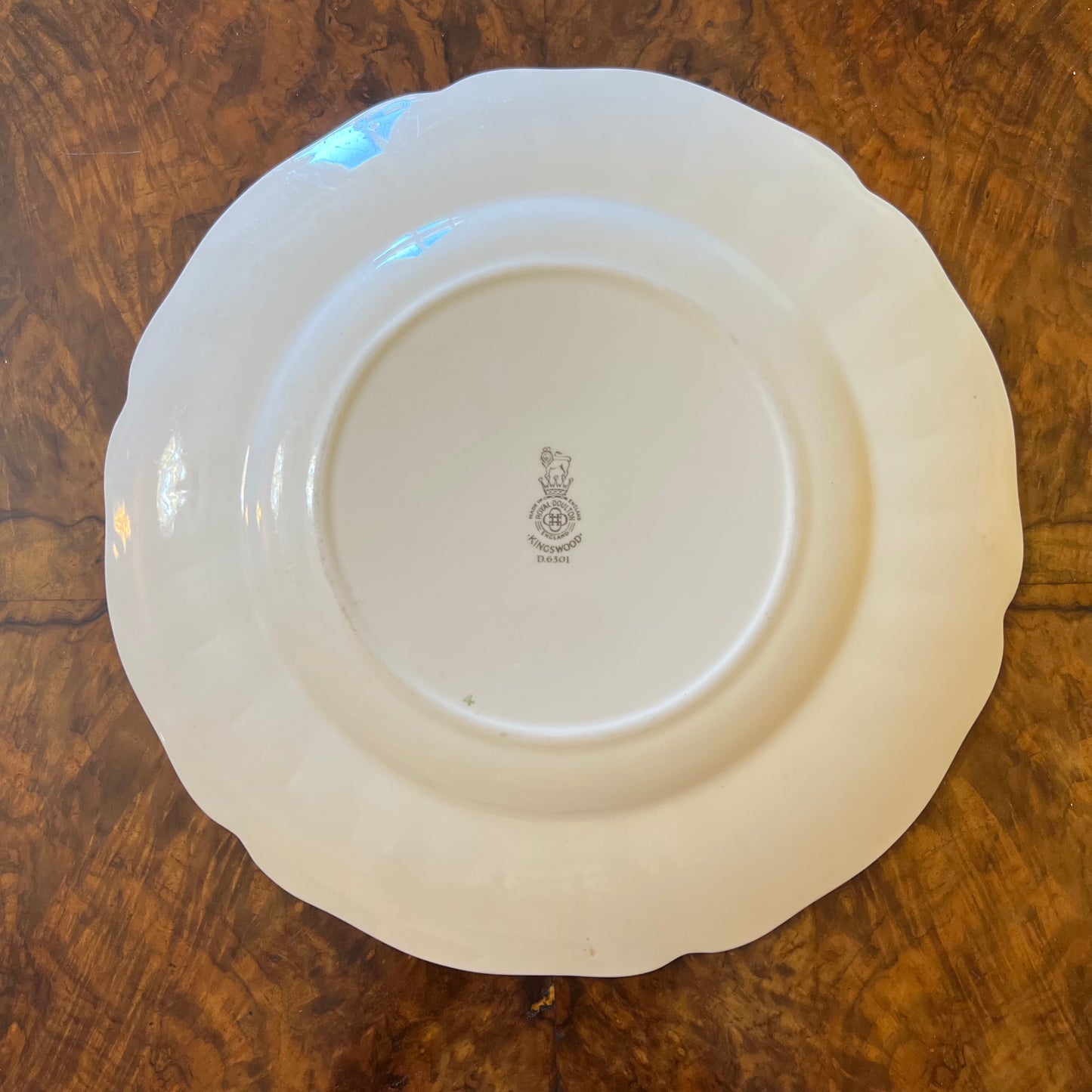 Vintage Royal Doulton Kingswood Dinner Plate Replacement