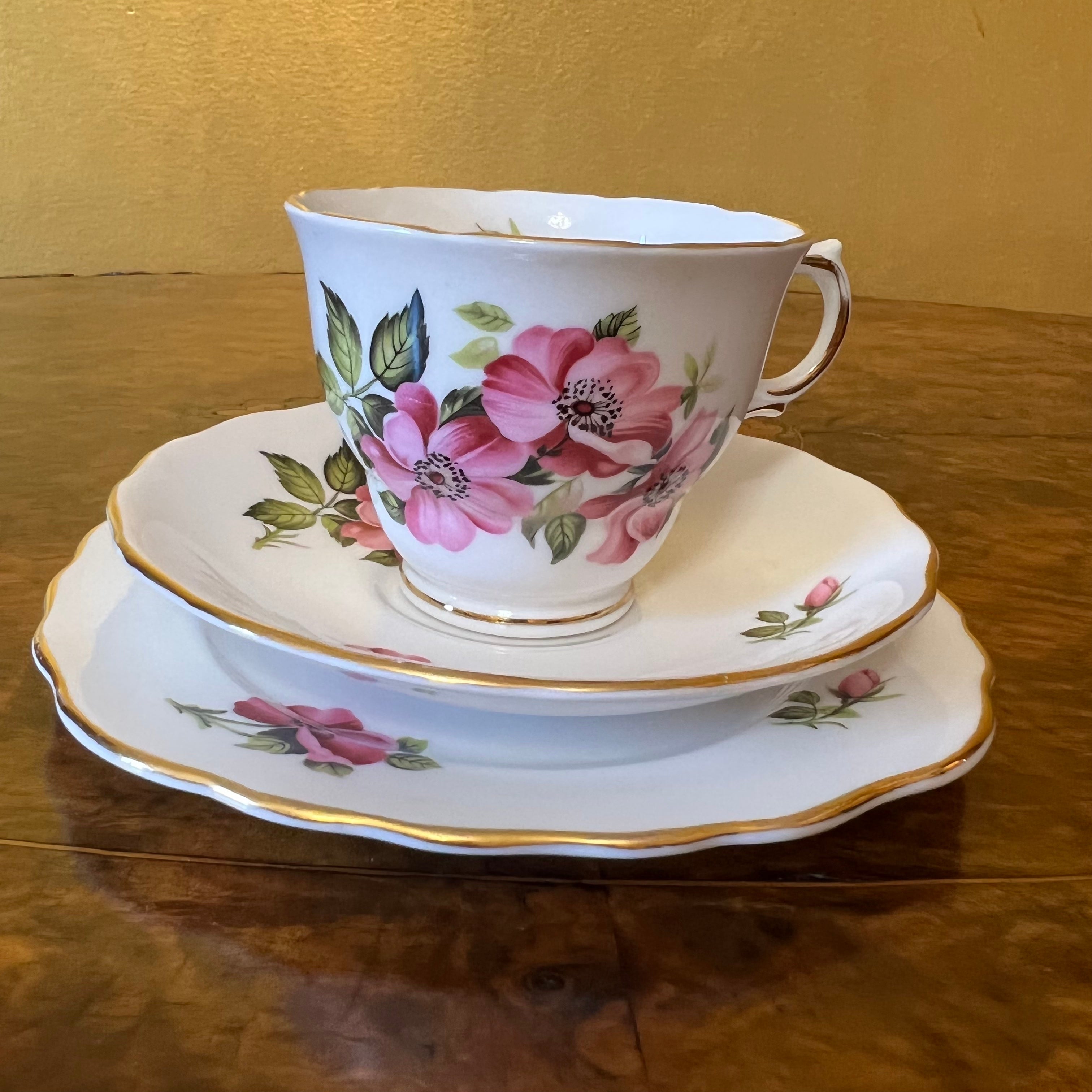 Royal Vale Pink Floral Tea Cup Trio Set – Antiques Yeah