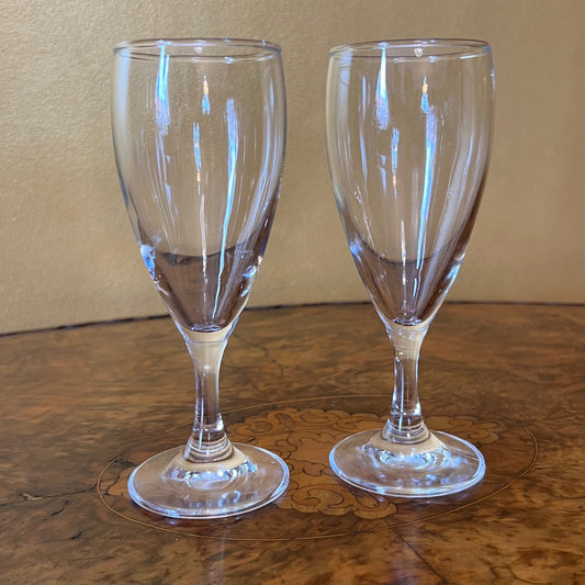 Vintage Glass Champagne/Wine Glasses Pair