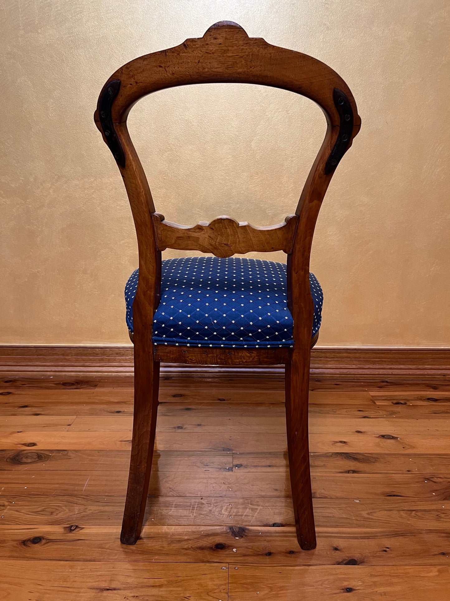 Antique English Walnut Ladies Chair