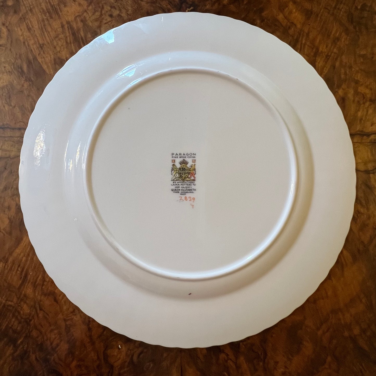 Vintage Paragon by Appointment of Her Majesty Queen Elizabeth Gold Floral Dinner Plate