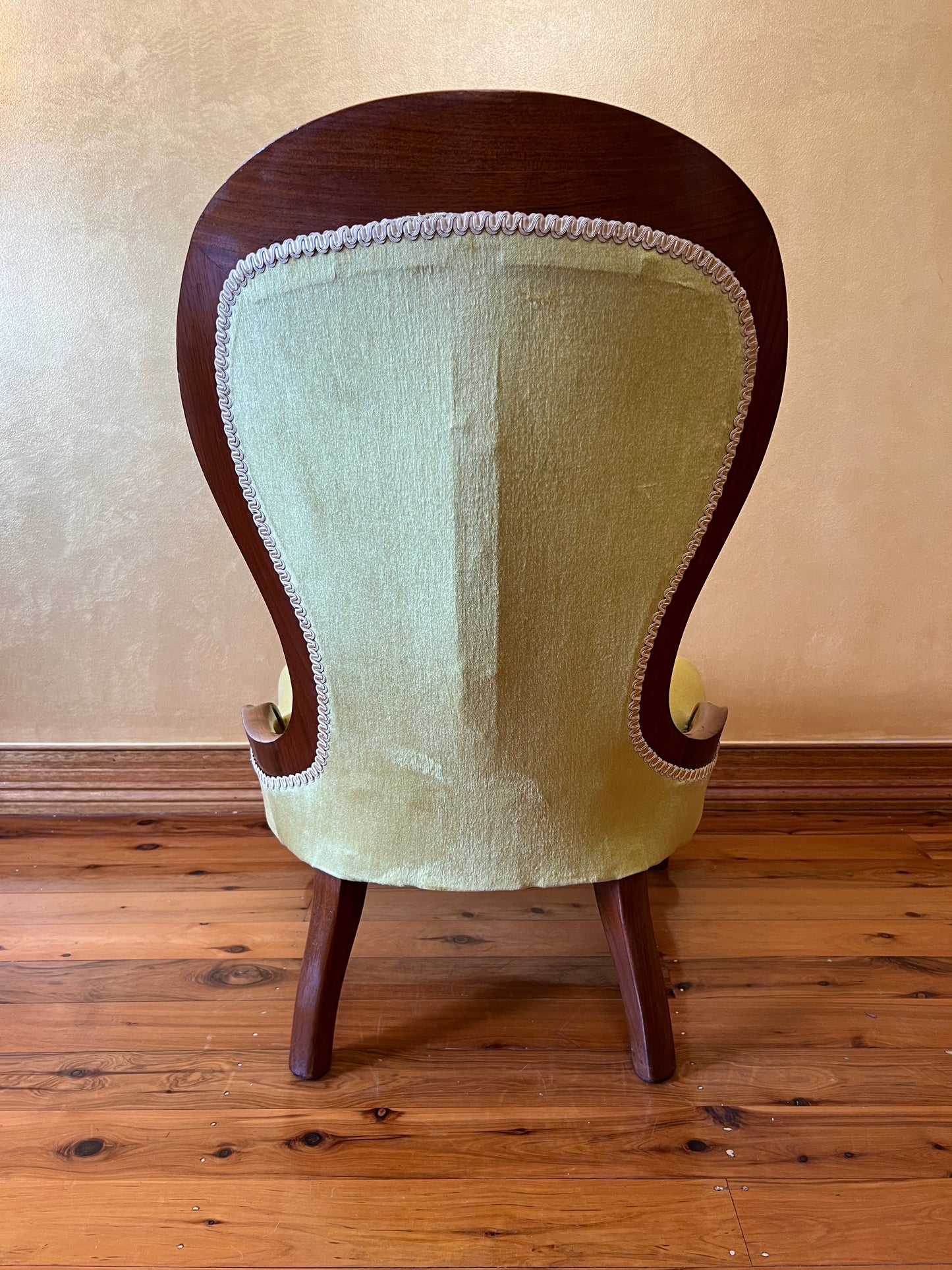 Vintage Gold Velvet Grandmother Chair