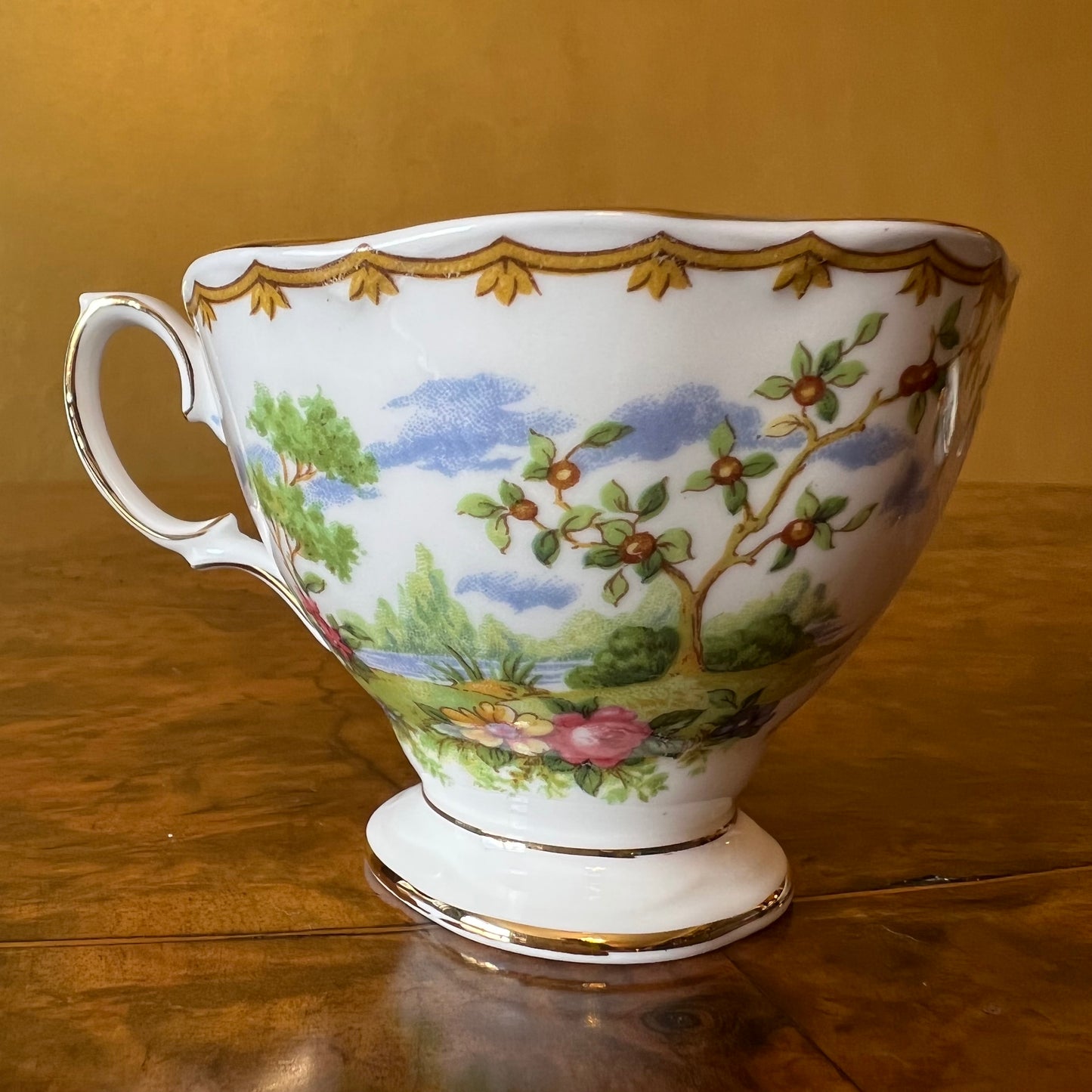 Royal Albert Chelsea Bird Tea Cup & Saucer