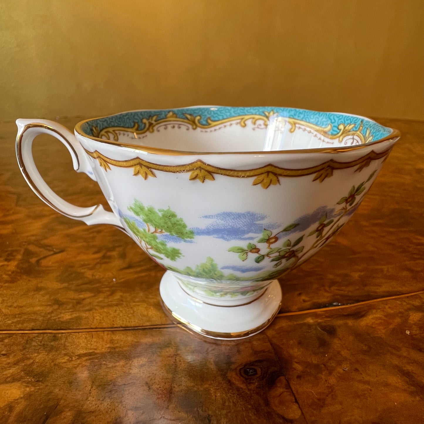 Royal Albert Chelsea Bird Tea Cup & Saucer