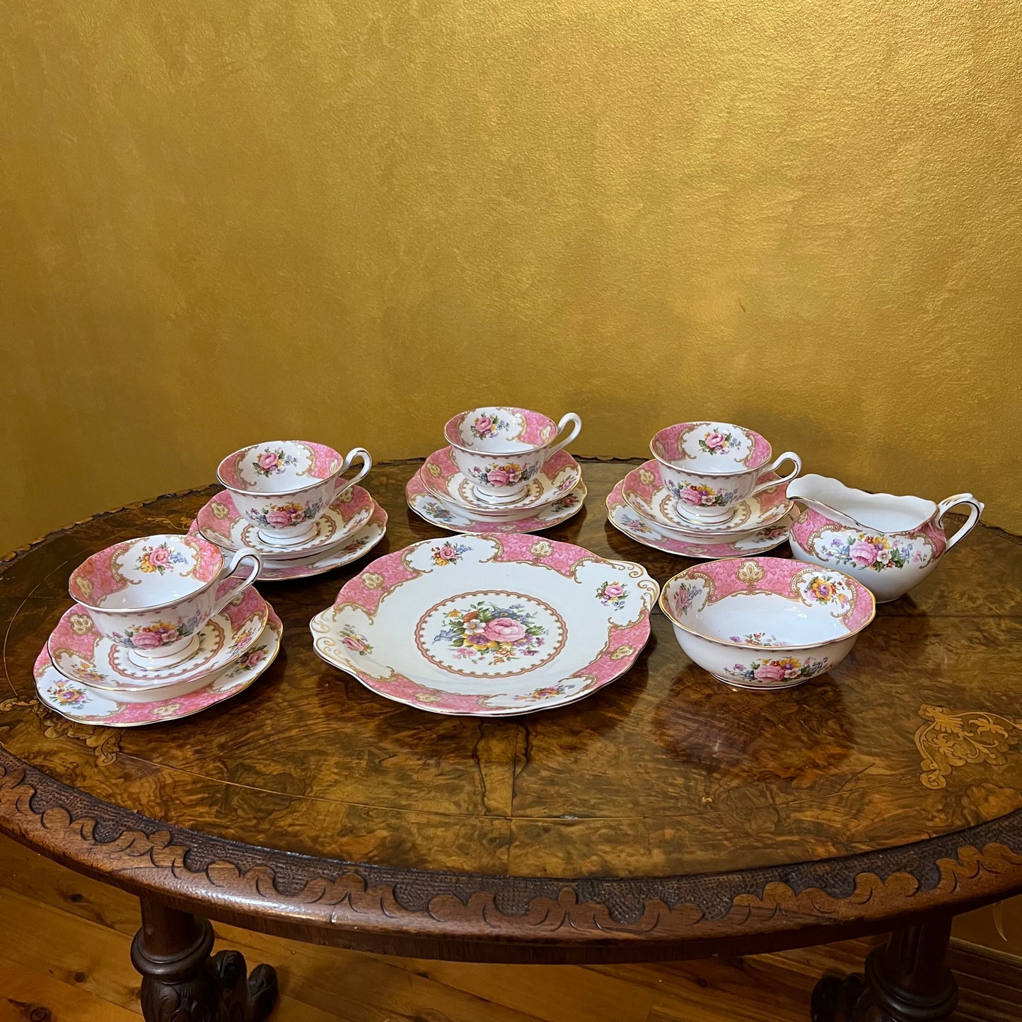 Royal Albert Lady Carlyle 15 Piece Tea Set