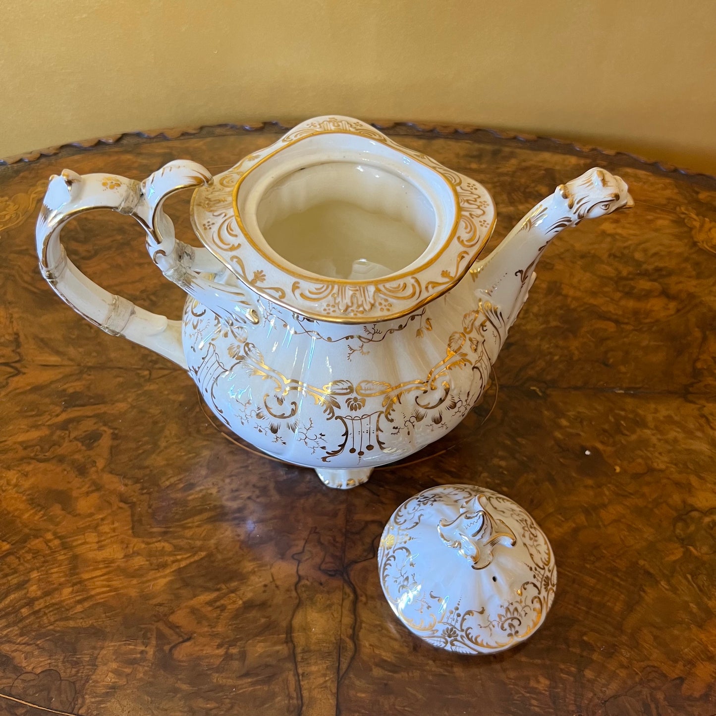 Antique Victorian Gold Gilt 22 Piece Tea Set