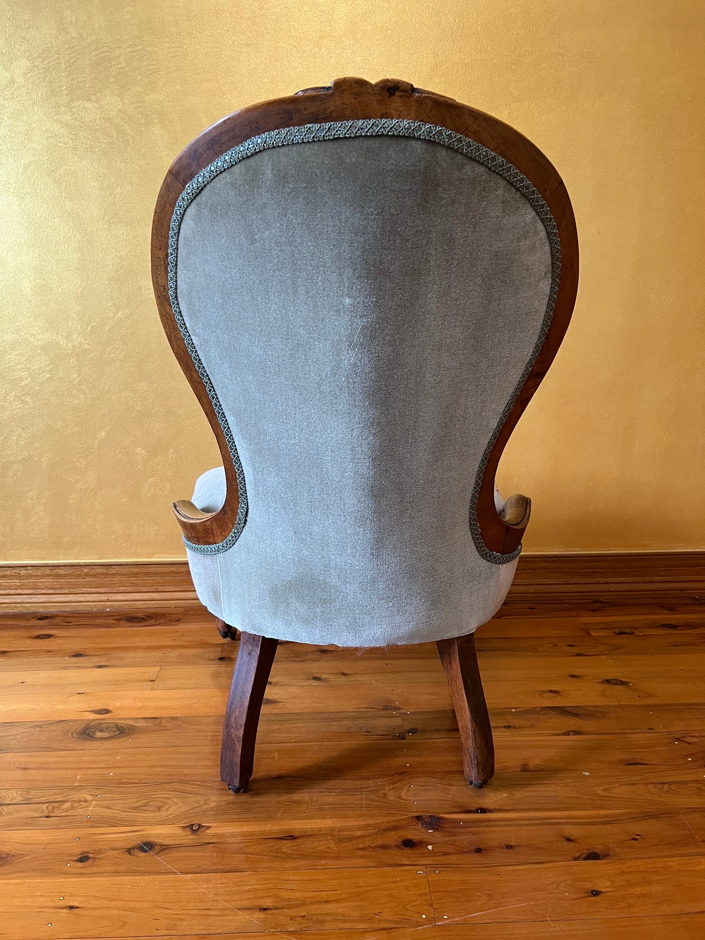 Antique Walnut Green Velvet Grandmother Chair