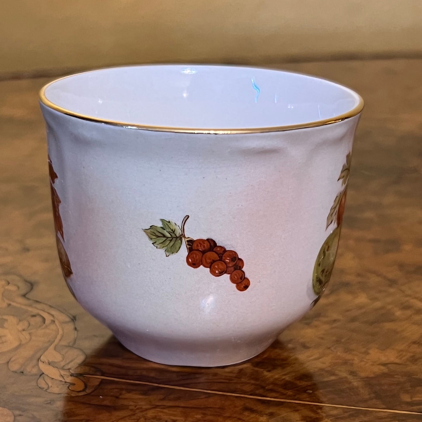 Royal Worcester Palissy Royale Fruit Tea Cup