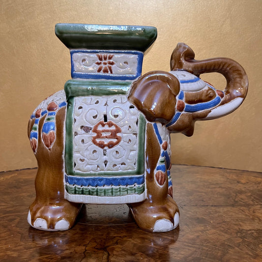 Vintage Elegant Ceramic Plant Holder