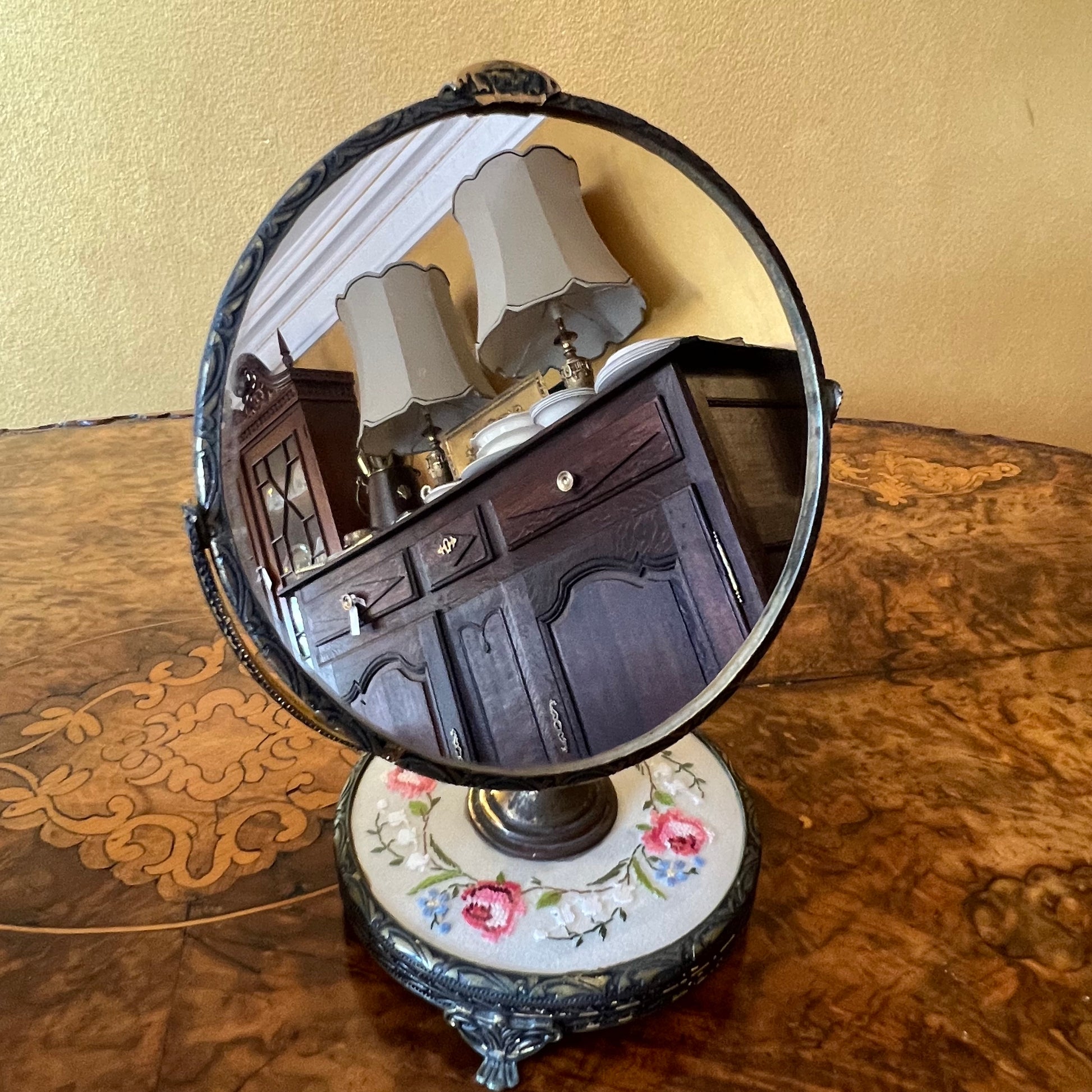 Vintage Embroidery Ladies Dressing Table Mirror 