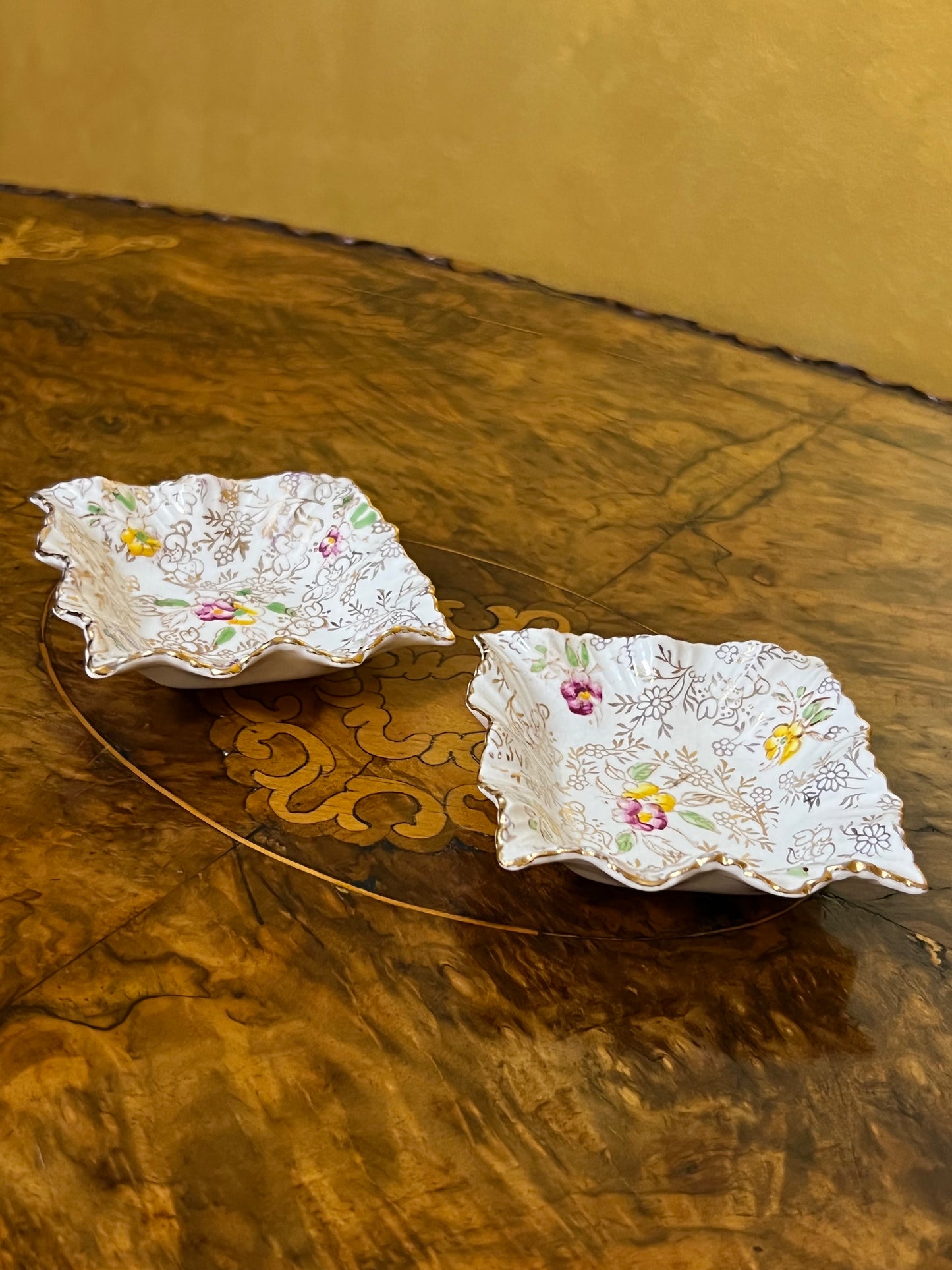 Vintage James Kent Pearl Delight Small Ticket Bowl 