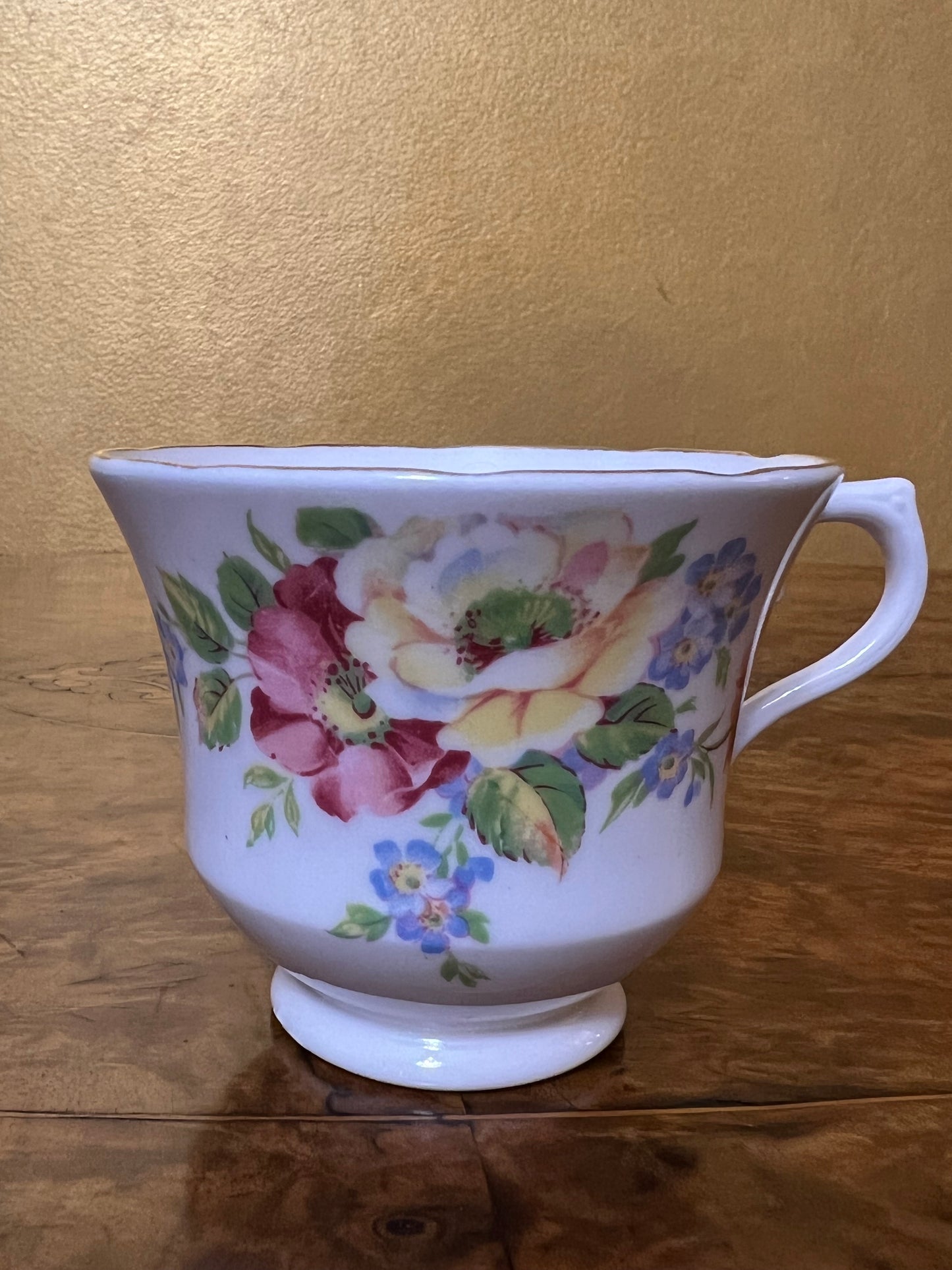 Vintage Vale Floral Tea Cup 