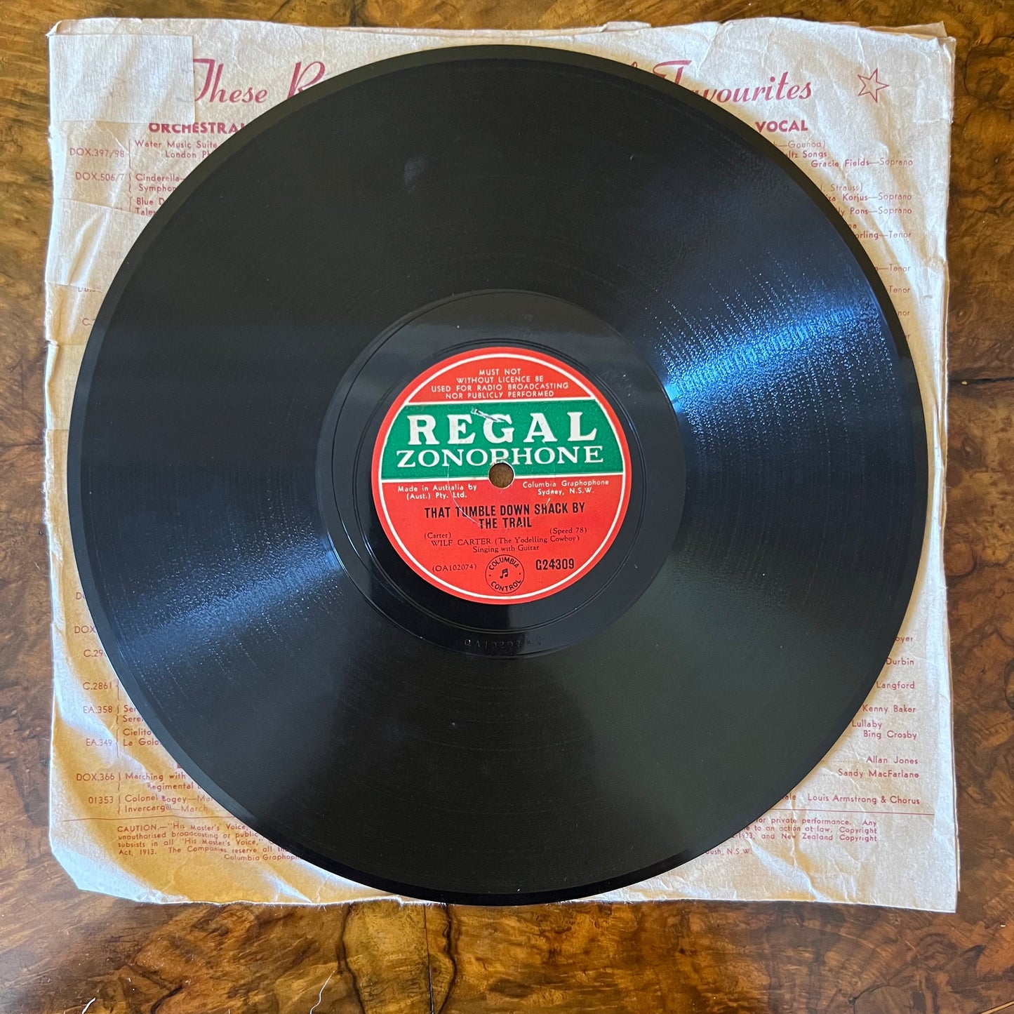  Wilf Carter - There'll Be No Blues Up Yonder & That Tumble Down Shack By The Trail Record 